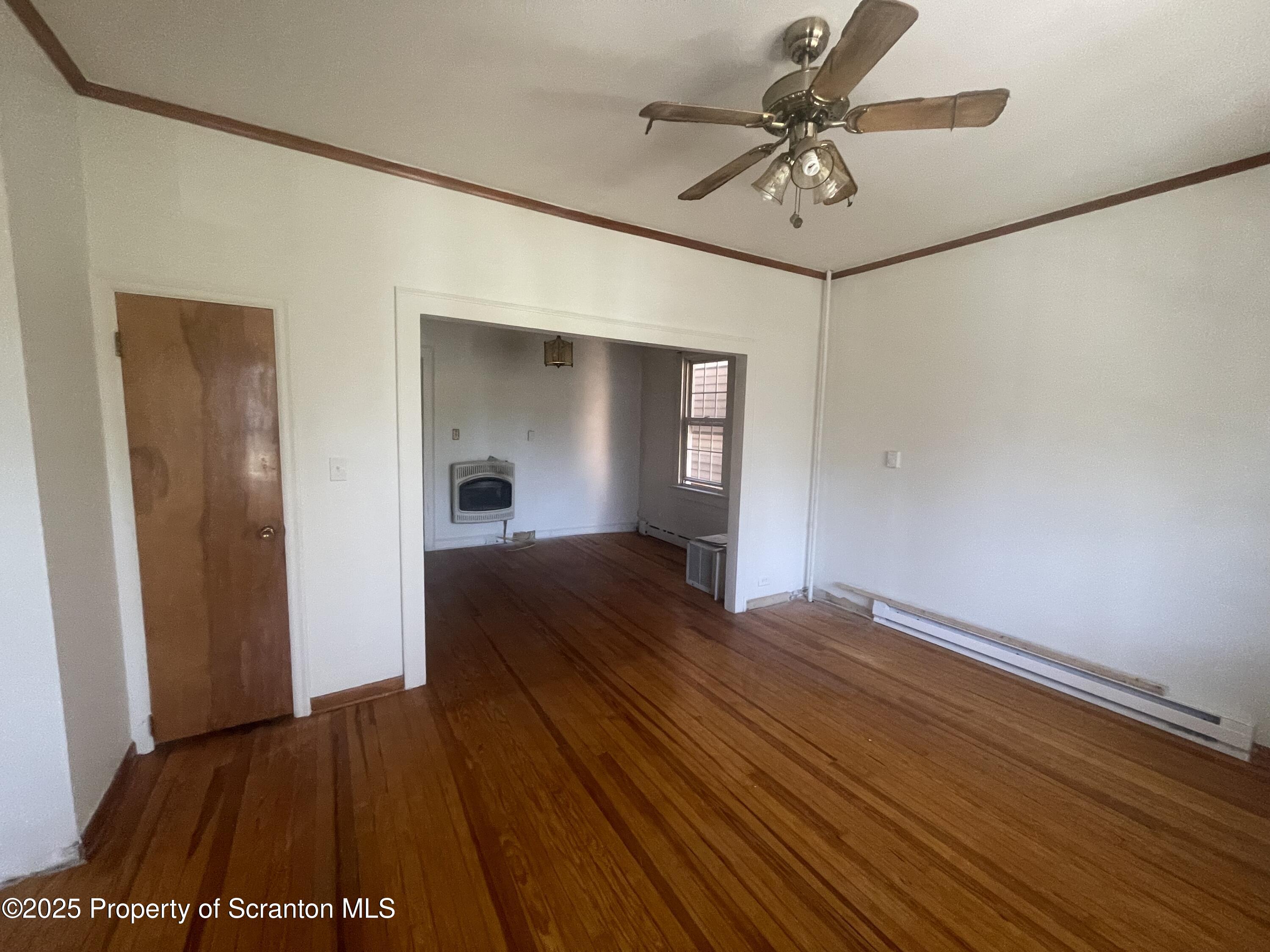 1031 Lincoln Street Unit: 1033