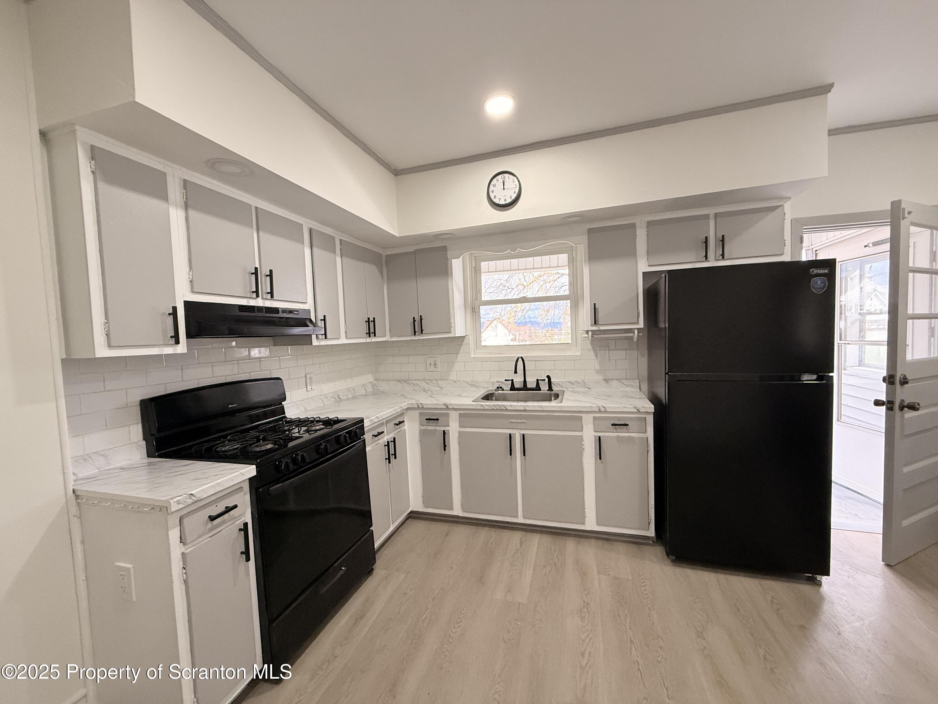 1218 Dartmouth Unit: L