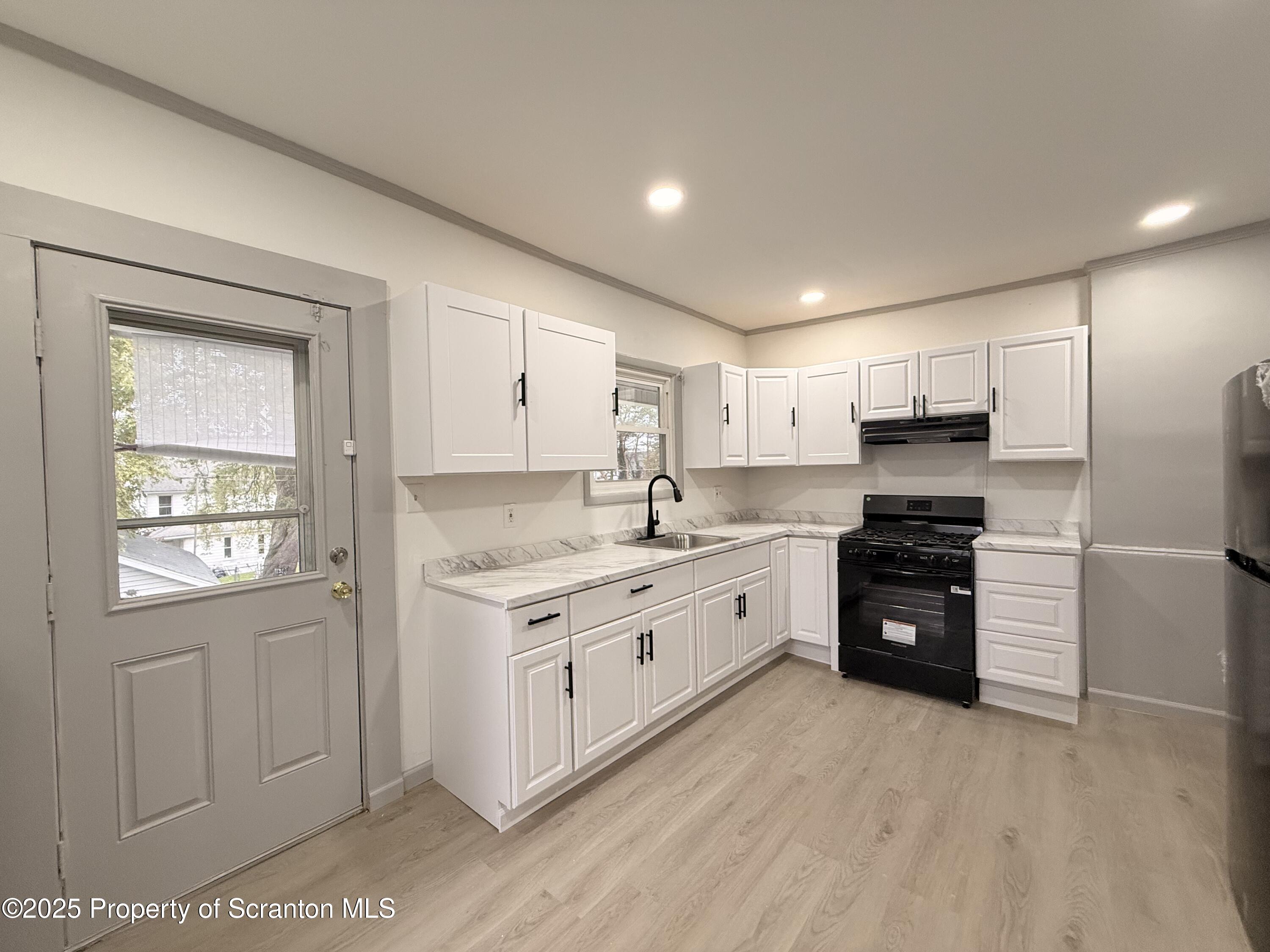 1220 Dartmouth Street Unit: L
