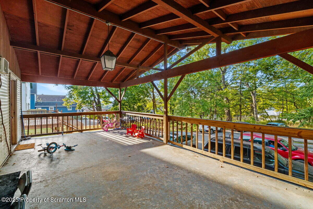 120 Ridgeway Street