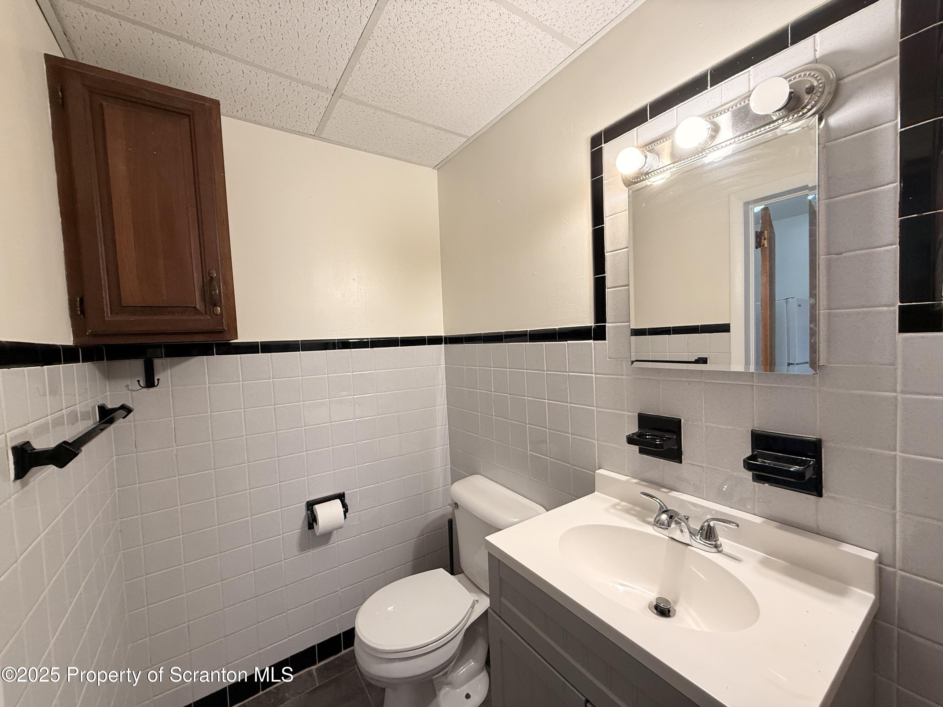 629 Clay Avenue Unit: 2C