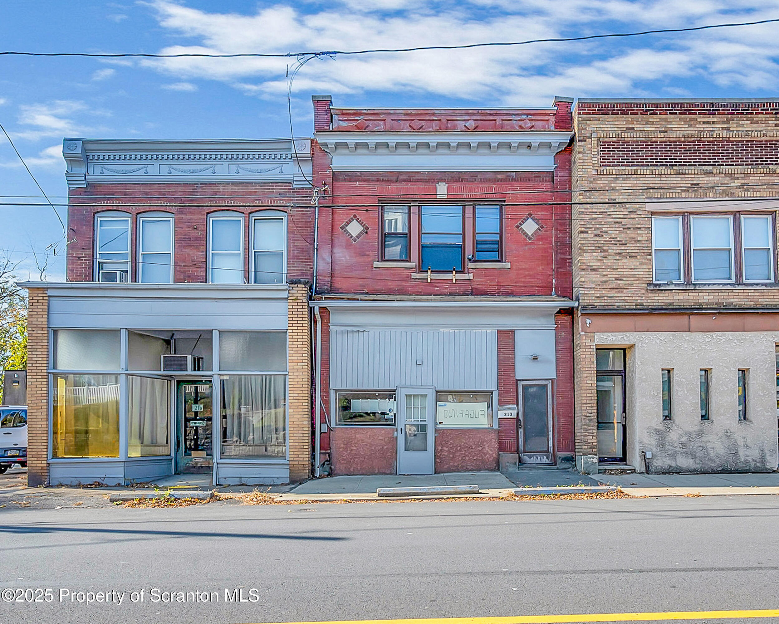 213 W Market (Bottom flr.) Street