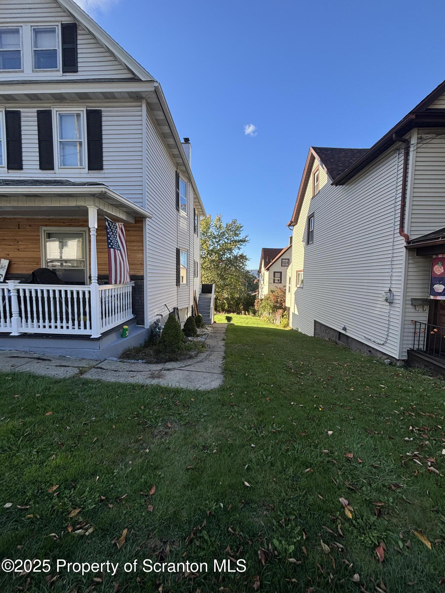 414 Wintermantle Avenue