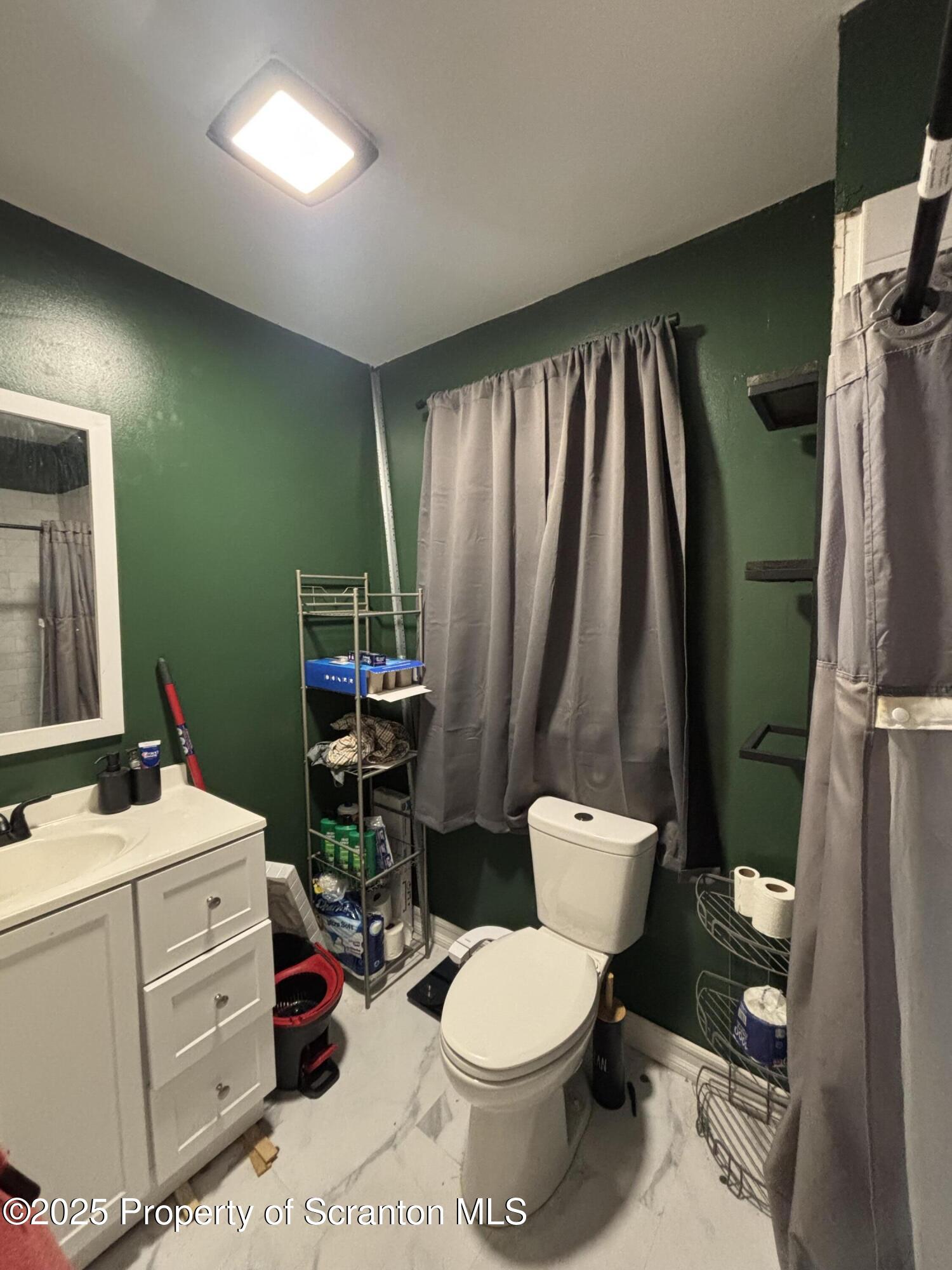 414 Wintermantle Avenue