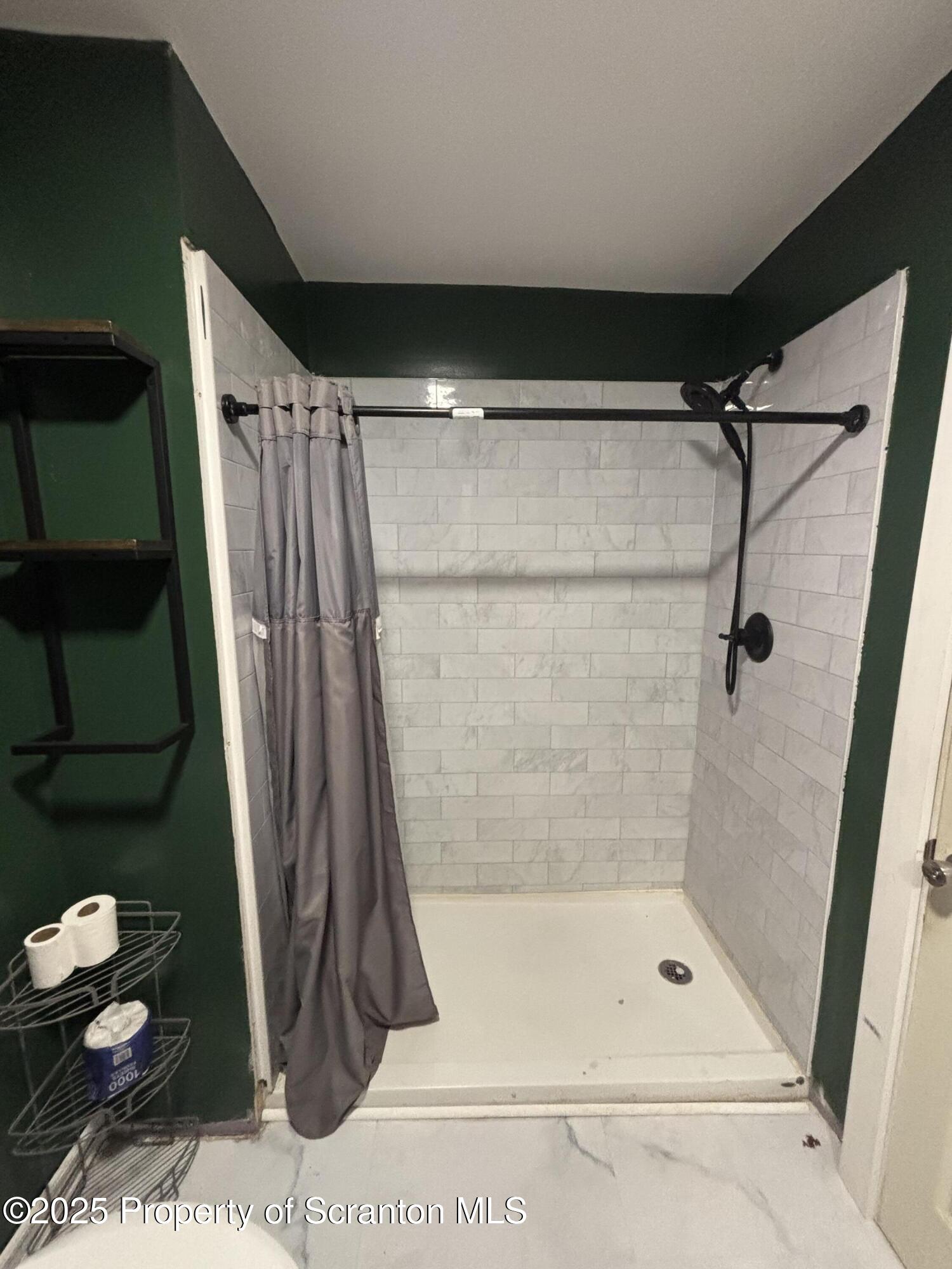 414 Wintermantle Avenue