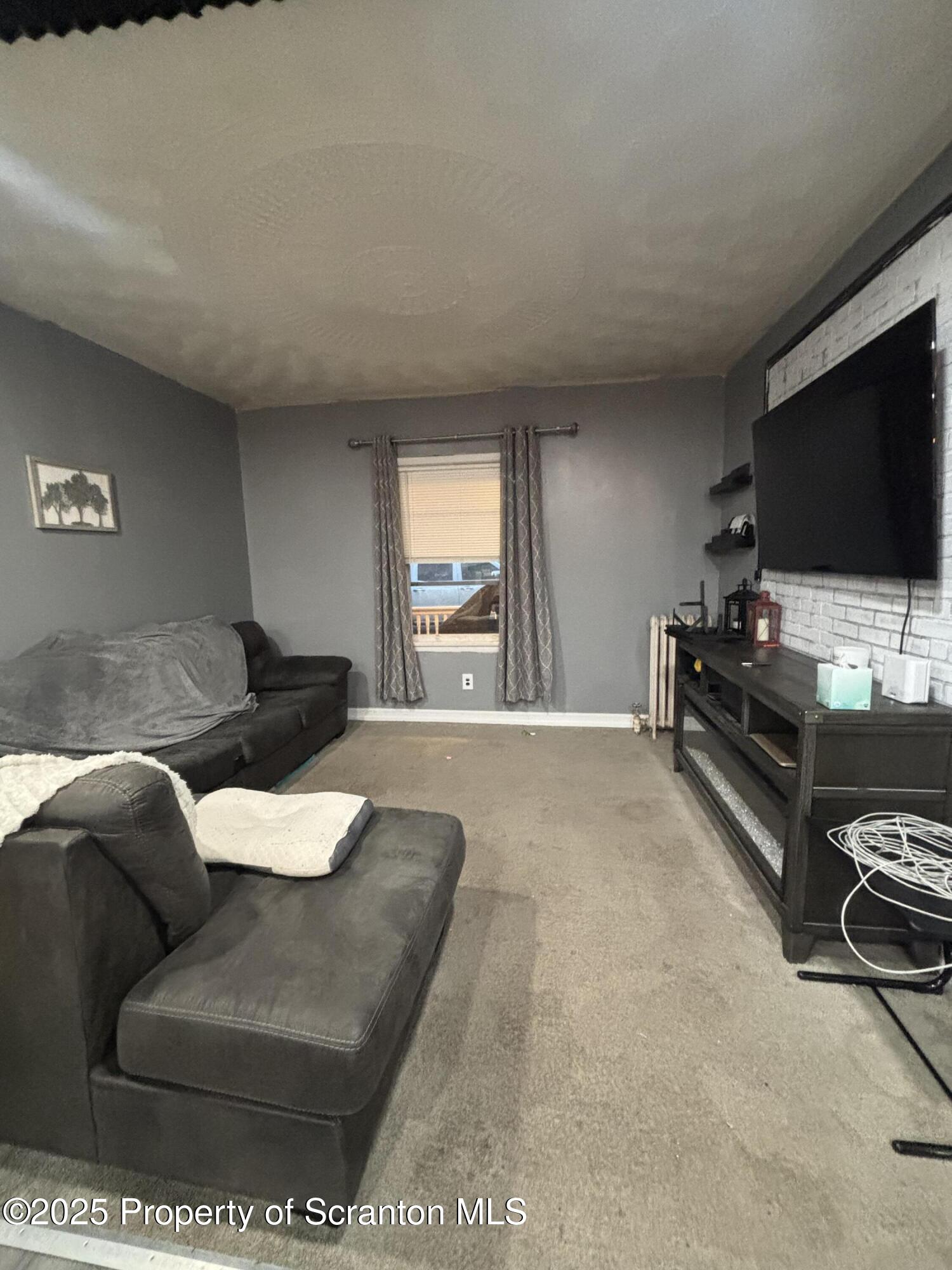 414 Wintermantle Avenue