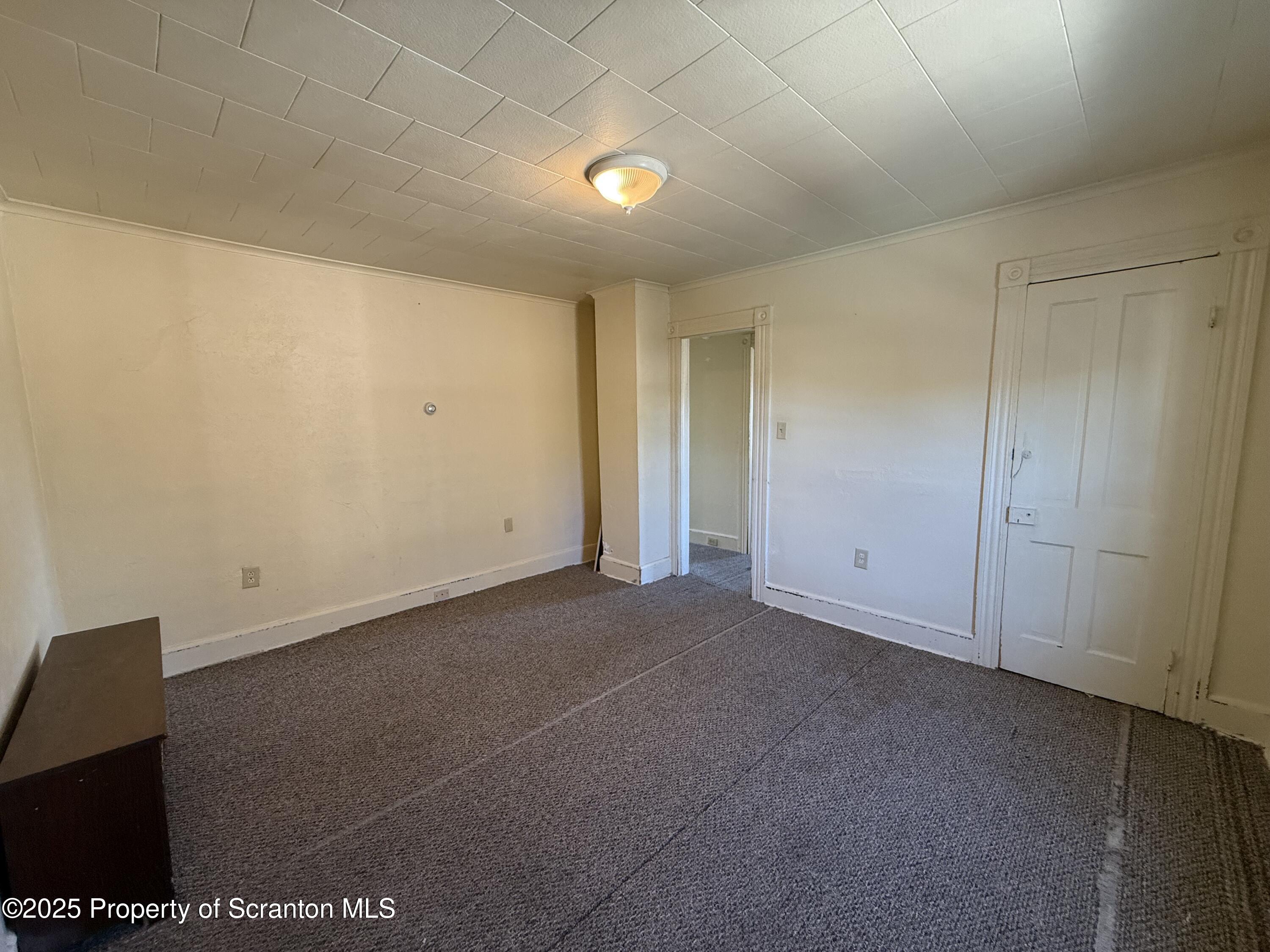 1315 Farr Street Unit: 2