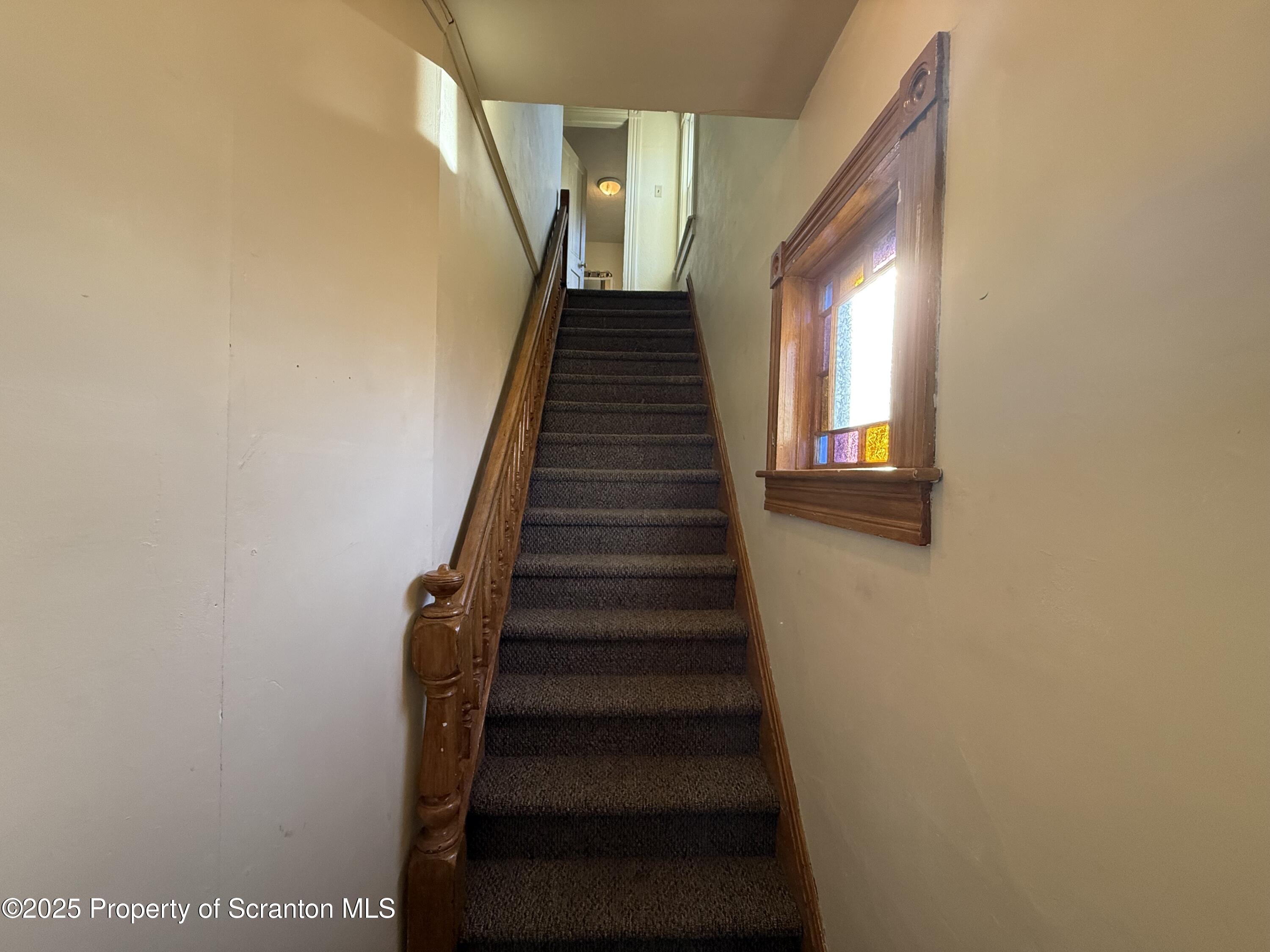 1315 Farr Street Unit: 2