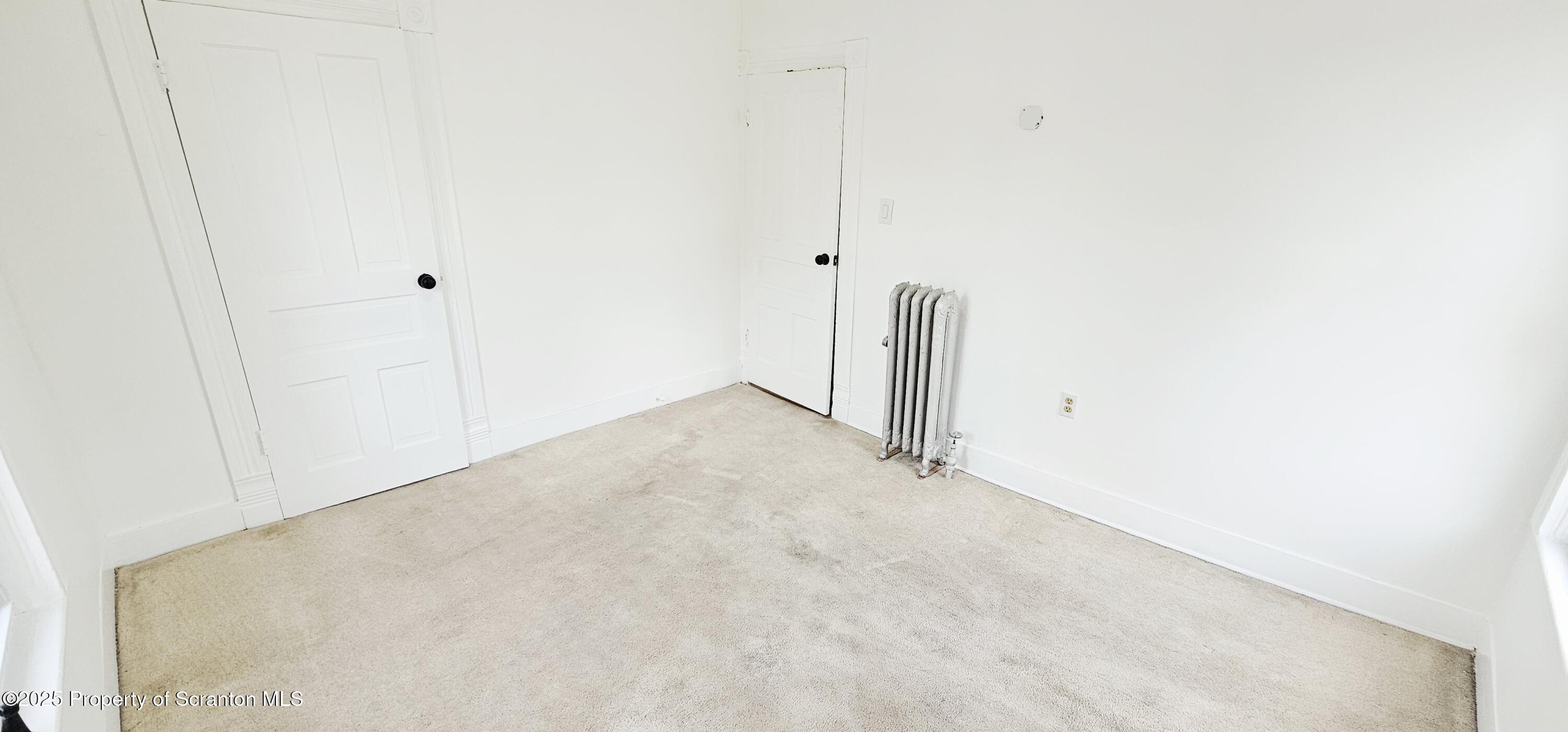 126 S Rebecca Avenue