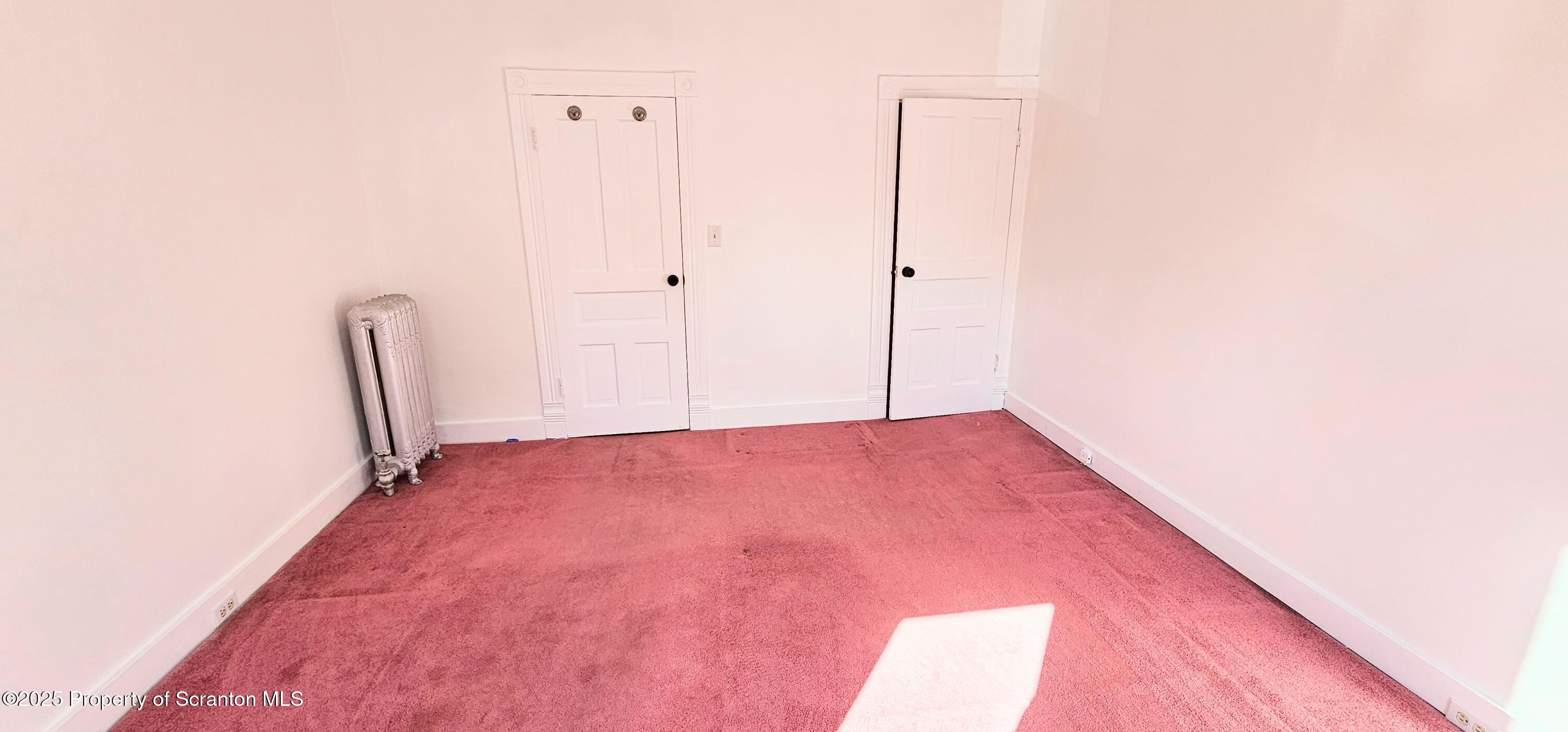 126 S Rebecca Avenue