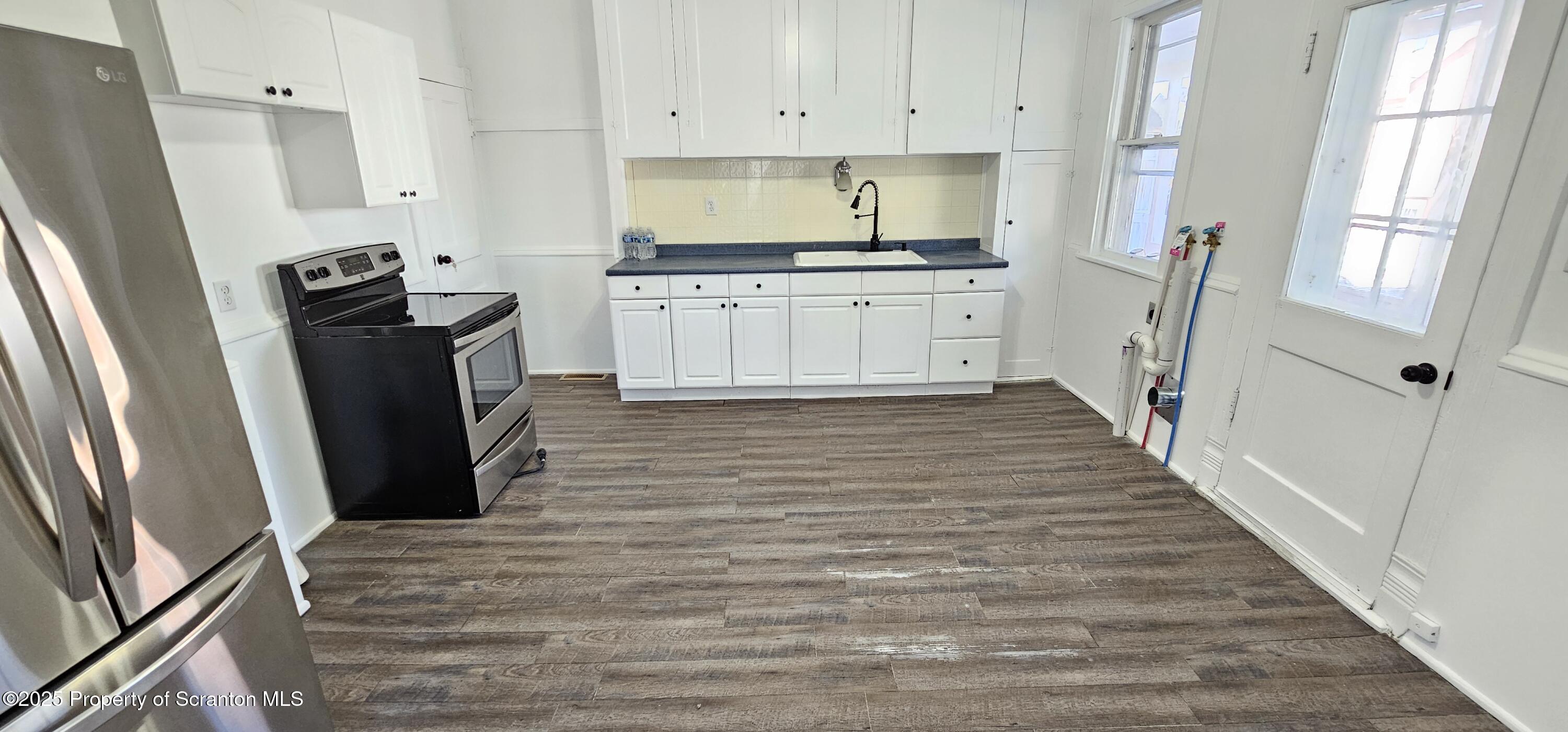 126 S Rebecca Avenue