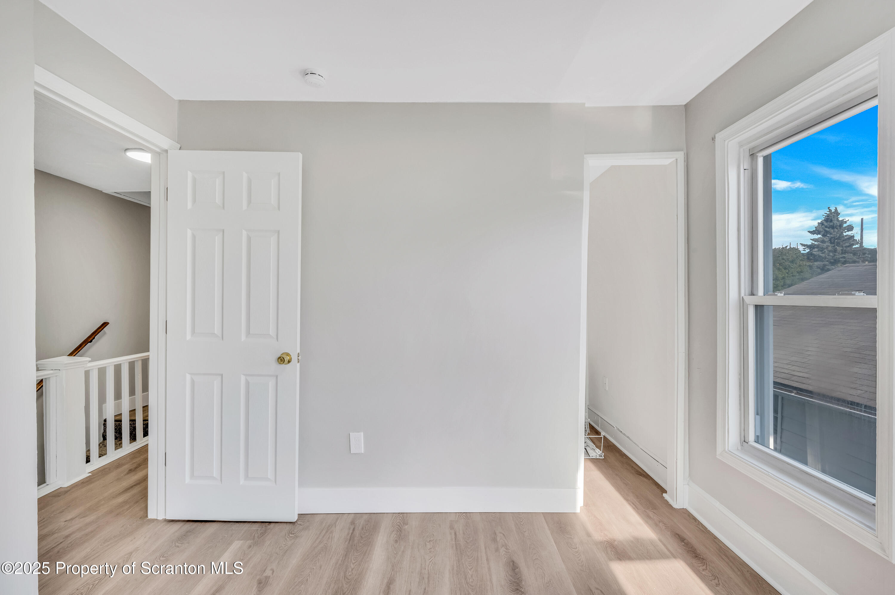 1415 N Lincoln Avenue