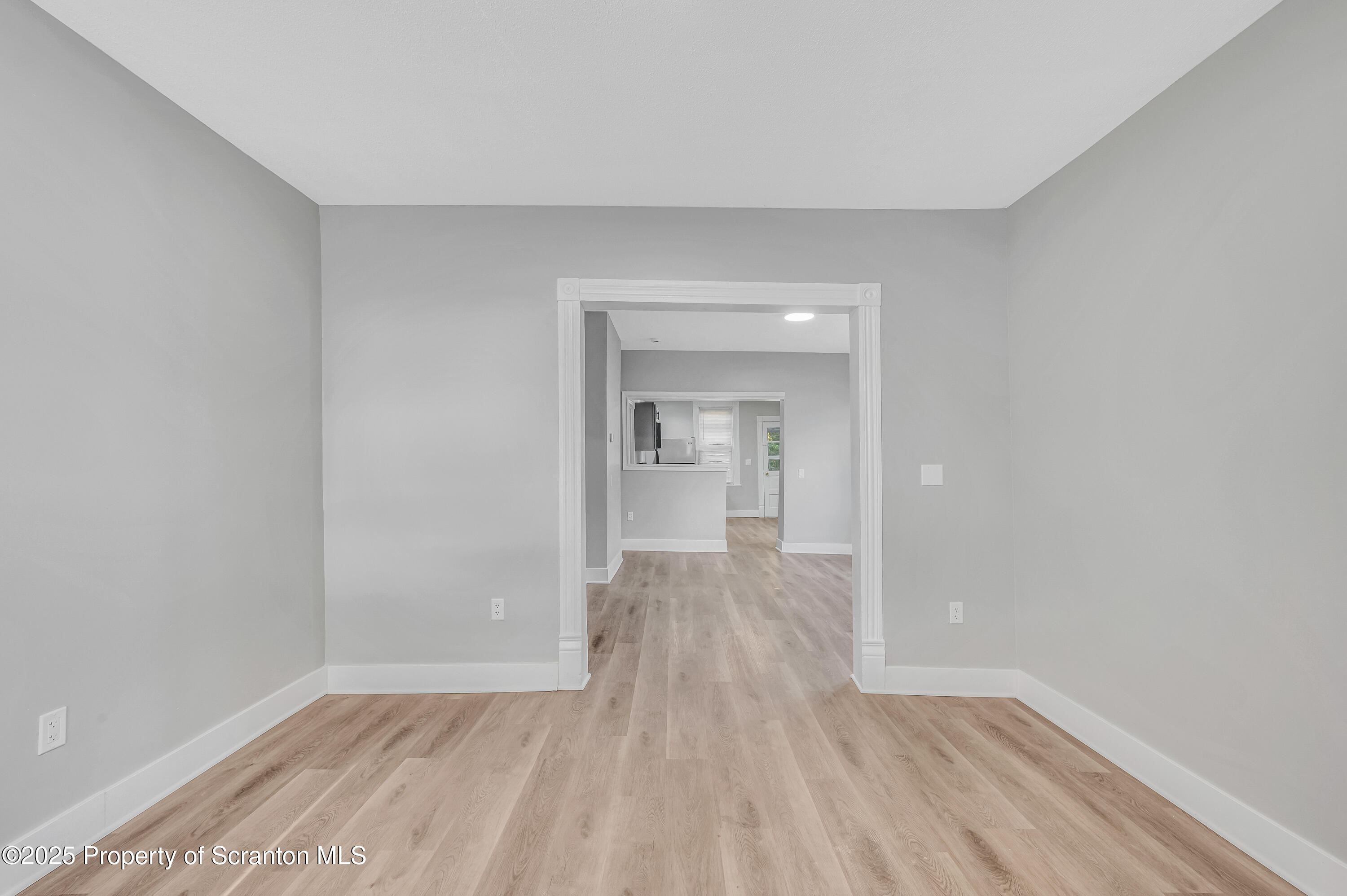 1415 N Lincoln Avenue