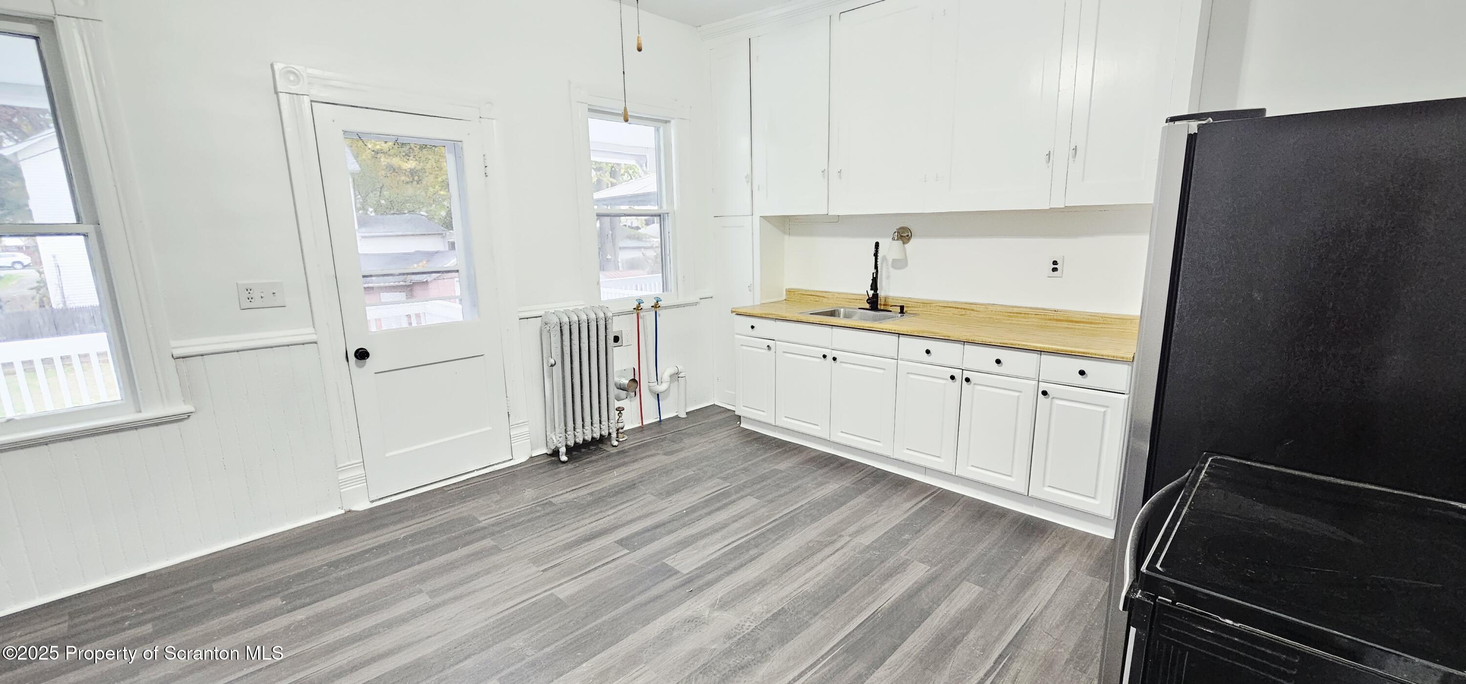 128 S Rebecca Avenue