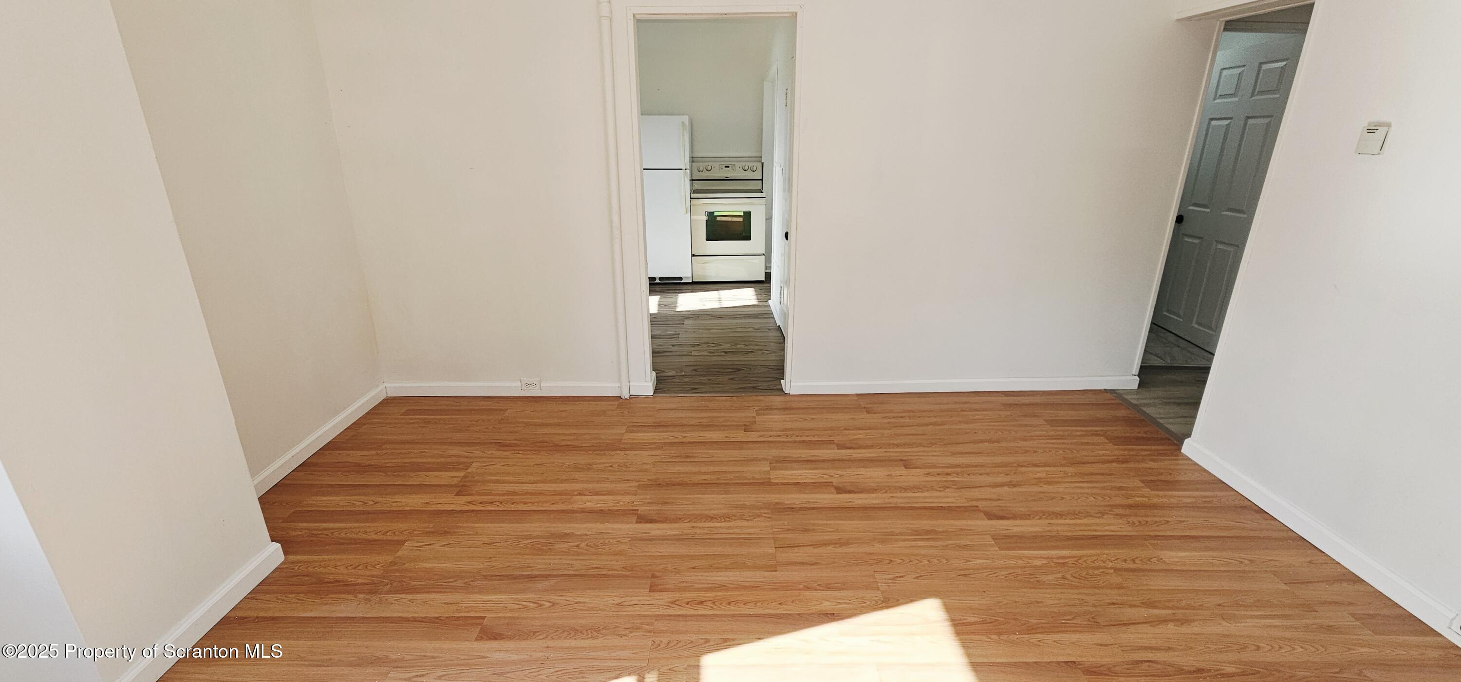 130 rear S Rebecca Avenue Unit: 1st floor