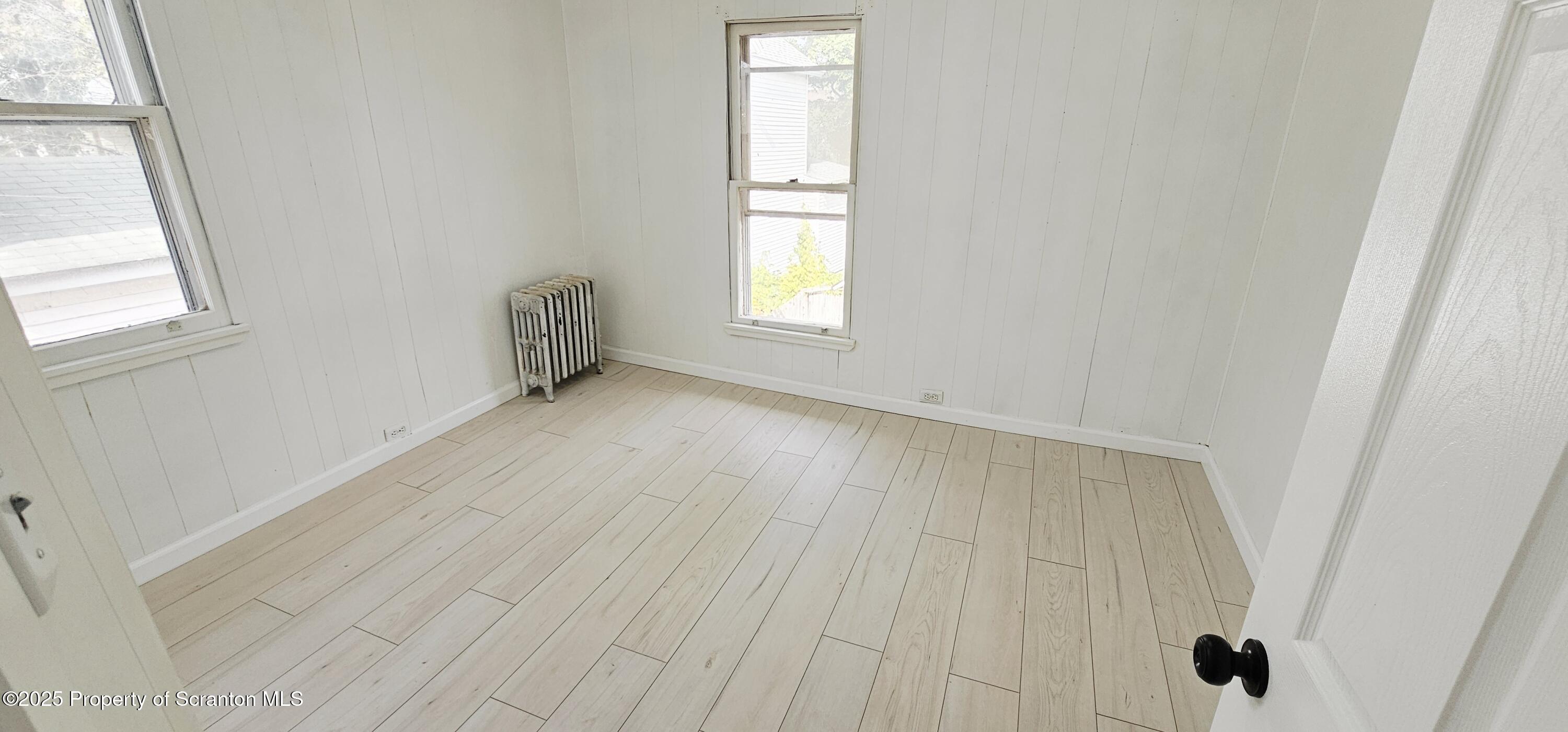 130 Rear S Rebecca Avenue Unit: 2nd floor