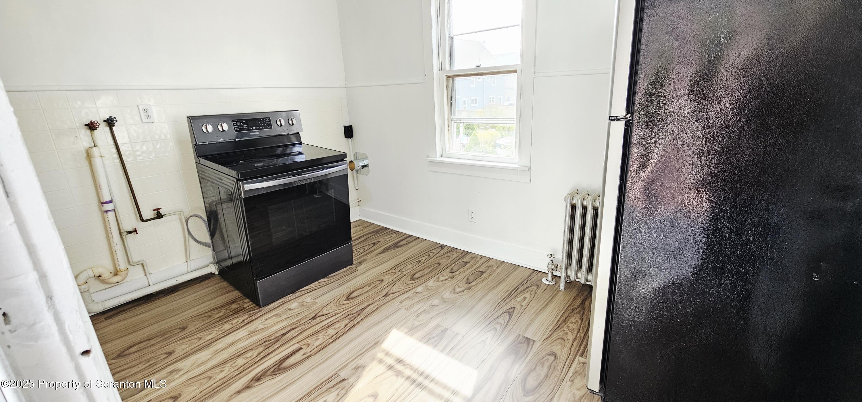 130 Rear S Rebecca Avenue Unit: 2nd floor