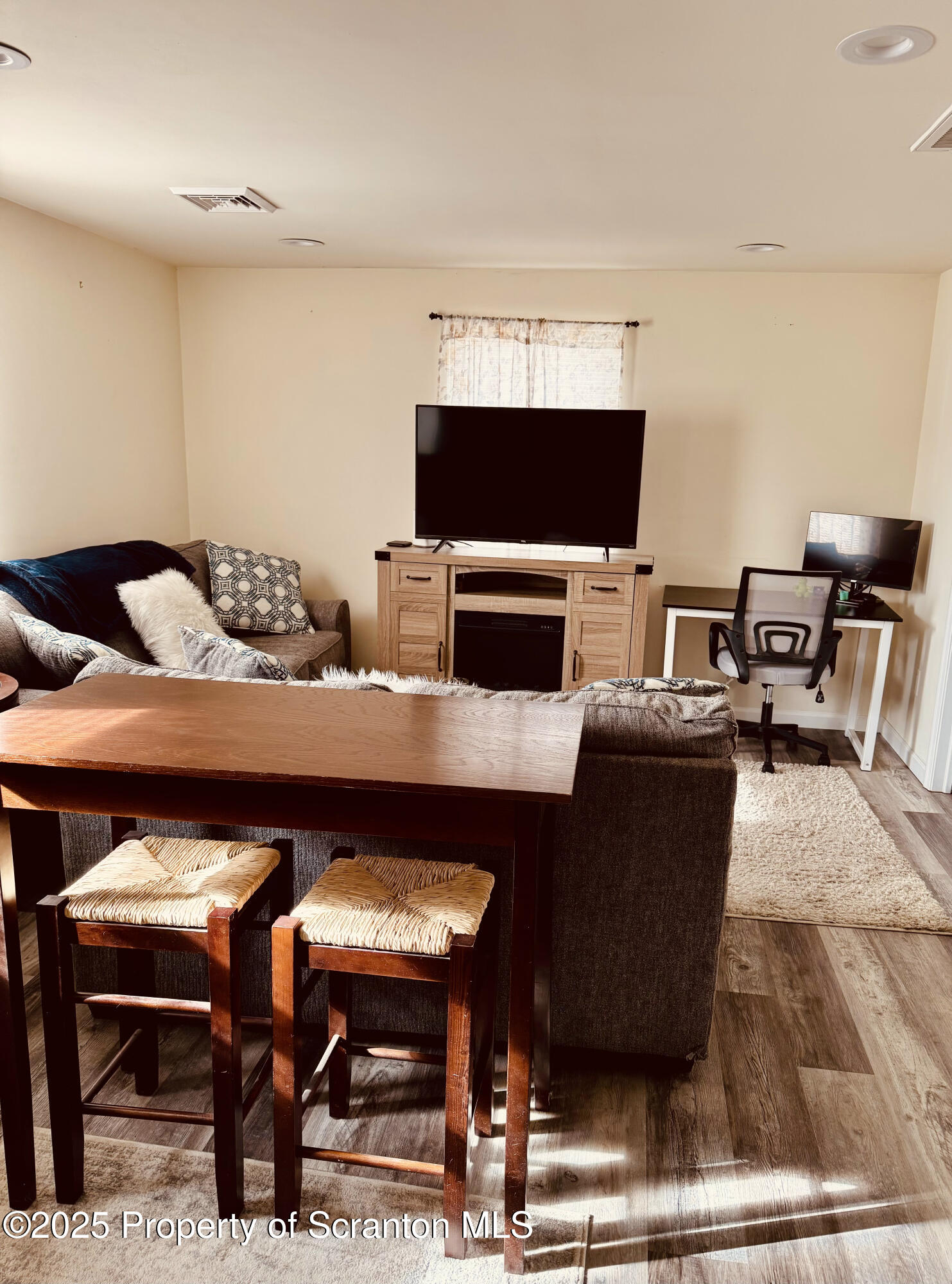 200 Dunmore Street Unit: 3