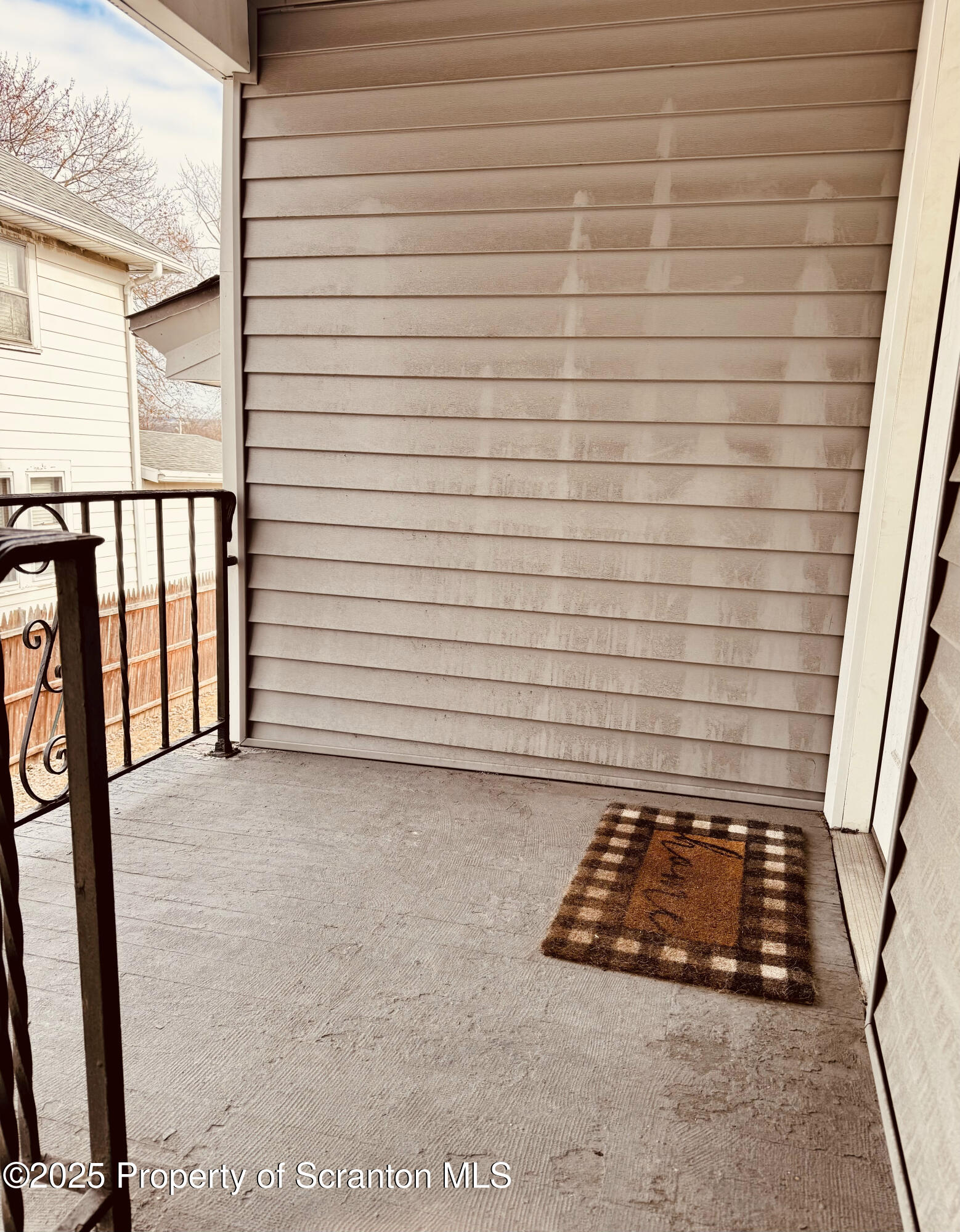 200 Dunmore Street Unit: 3