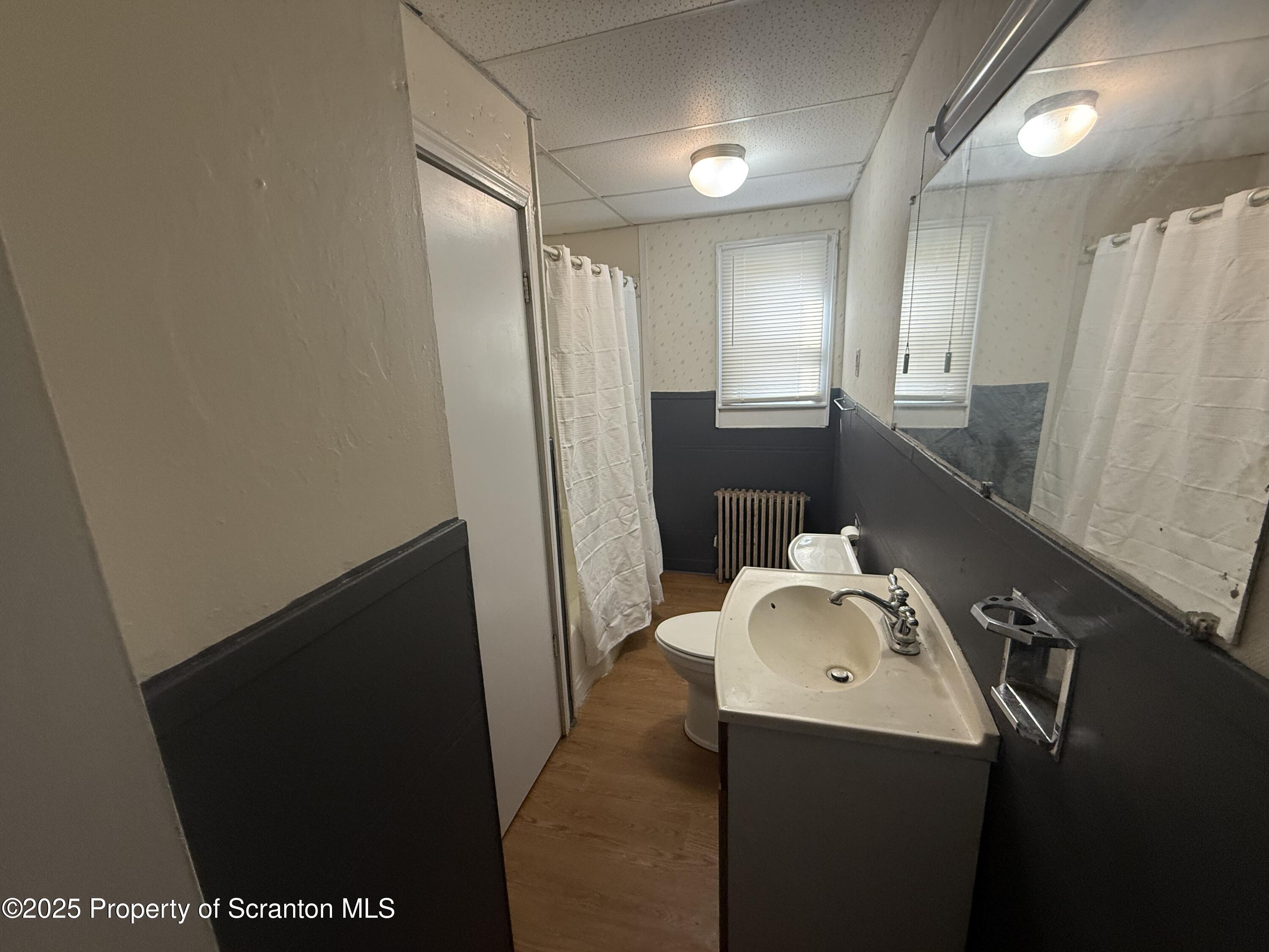 1019 Bunker Hill Street