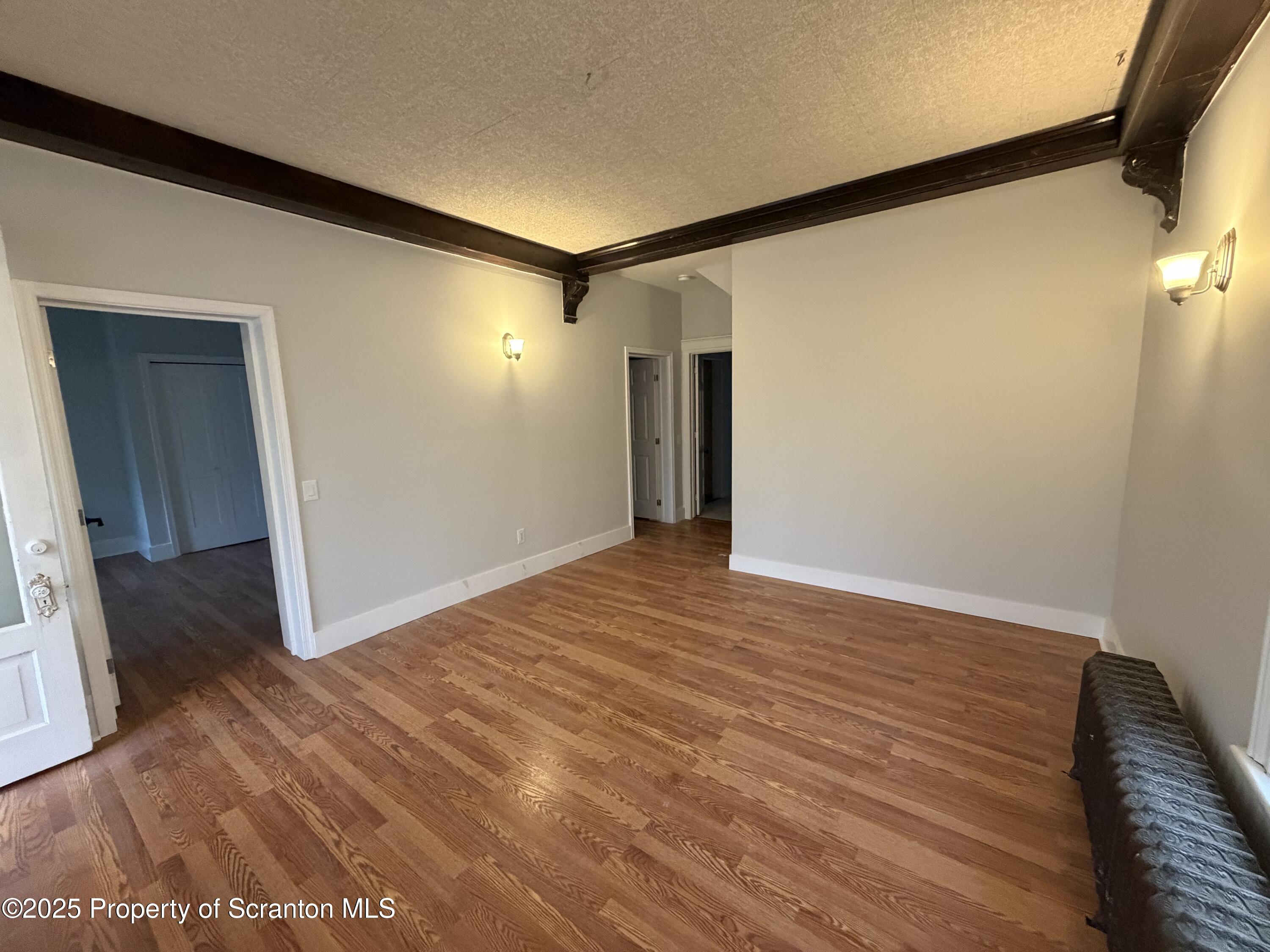 2105 Belmont Terrace Unit: 1