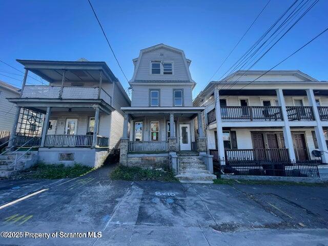 534 536 Alder Street Unit: 1