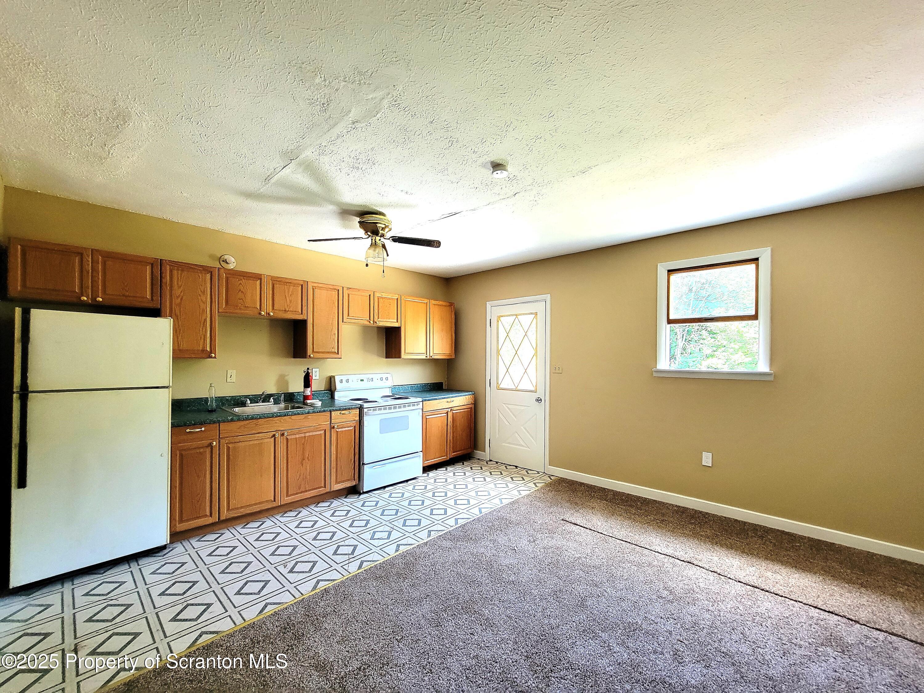 134 S Main Street Unit: E