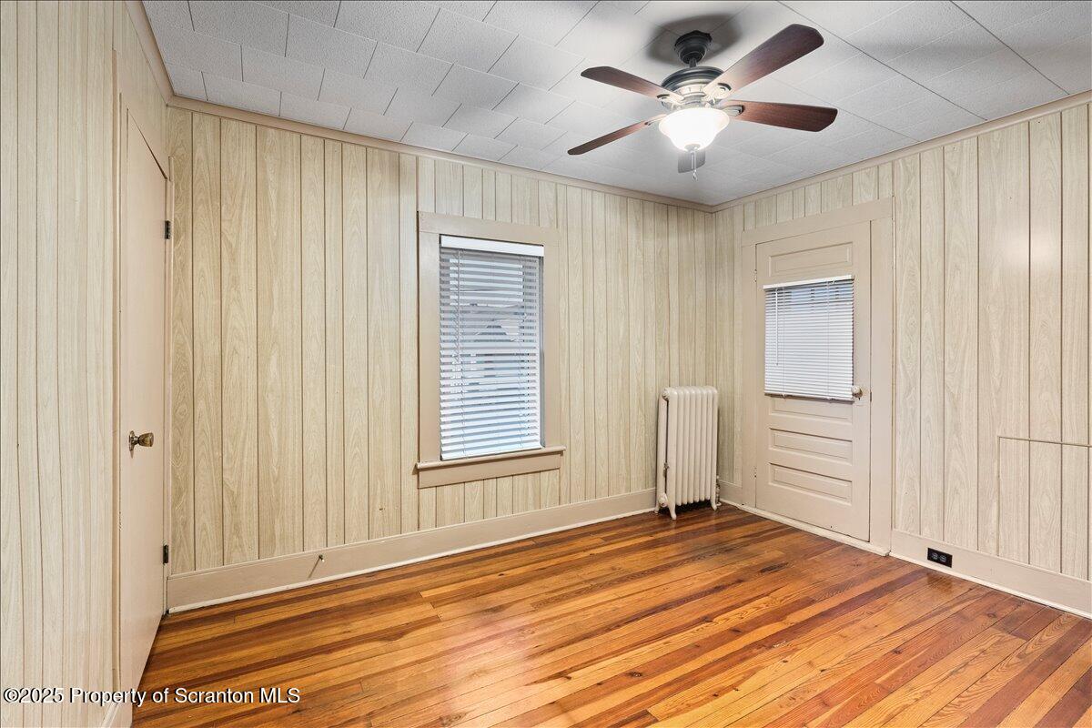 1446 Thackery Street