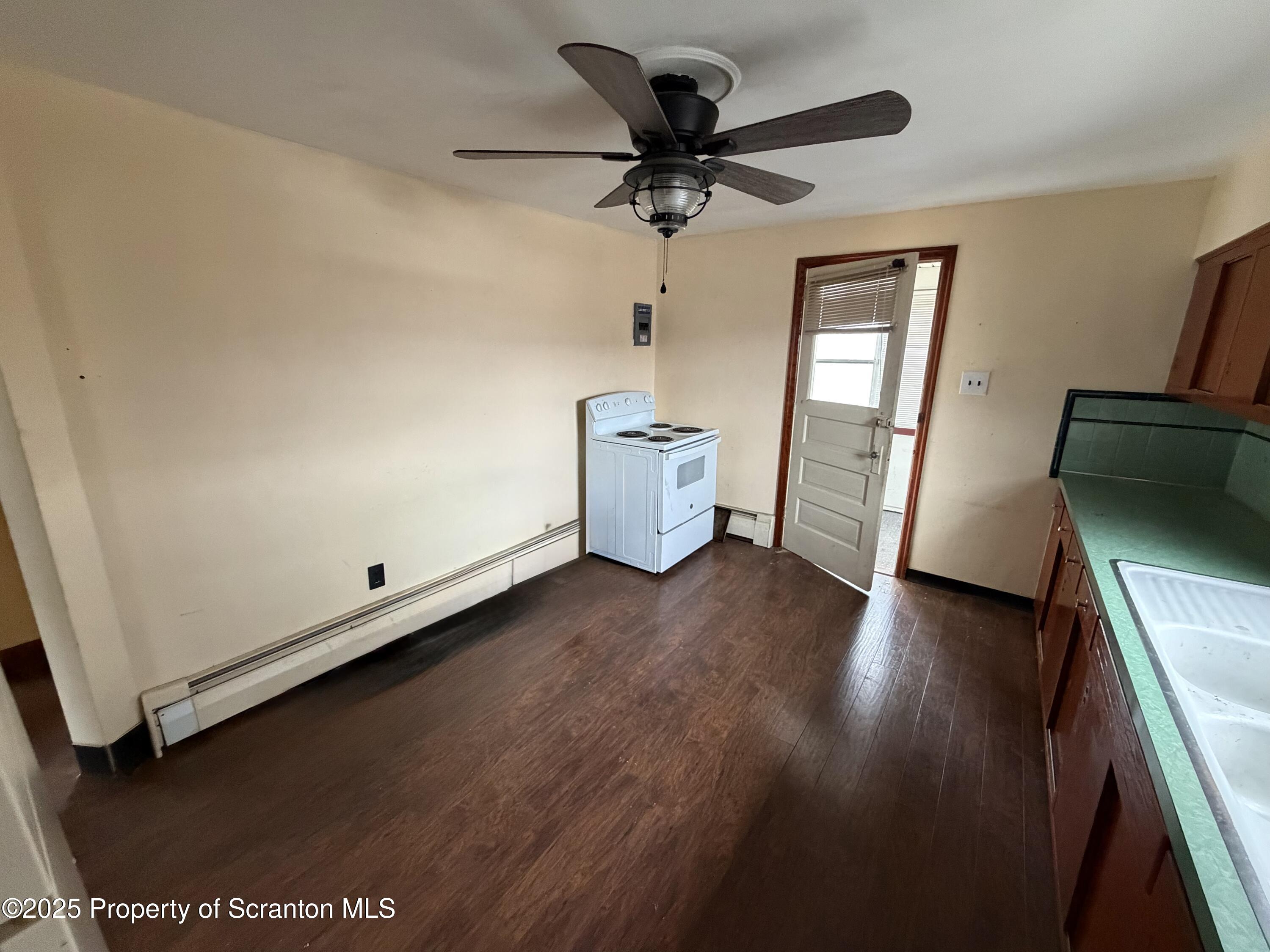 149 Tompkins Street Unit: 2