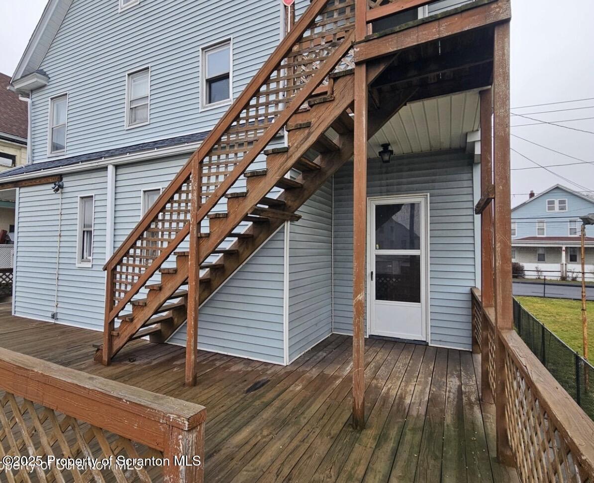 1531 Washburn Street Unit: 1st floor