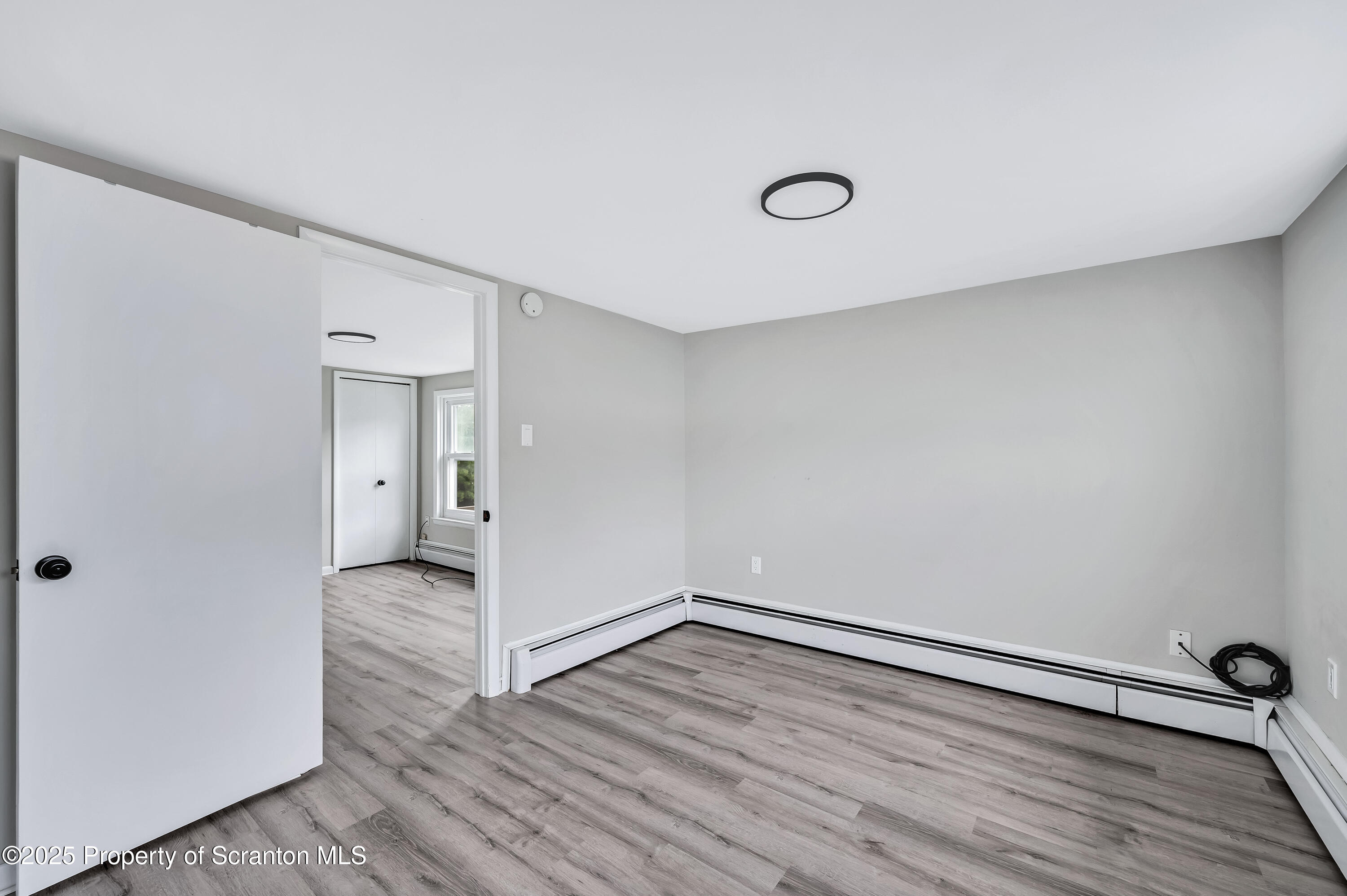 196-198 Chamberlain Street Unit: 198