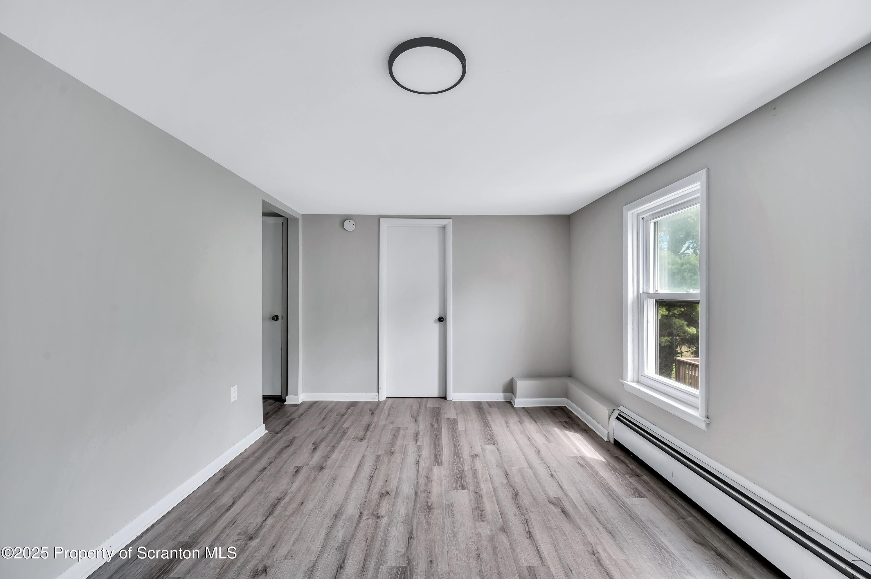 196-198 Chamberlain Street Unit: 198