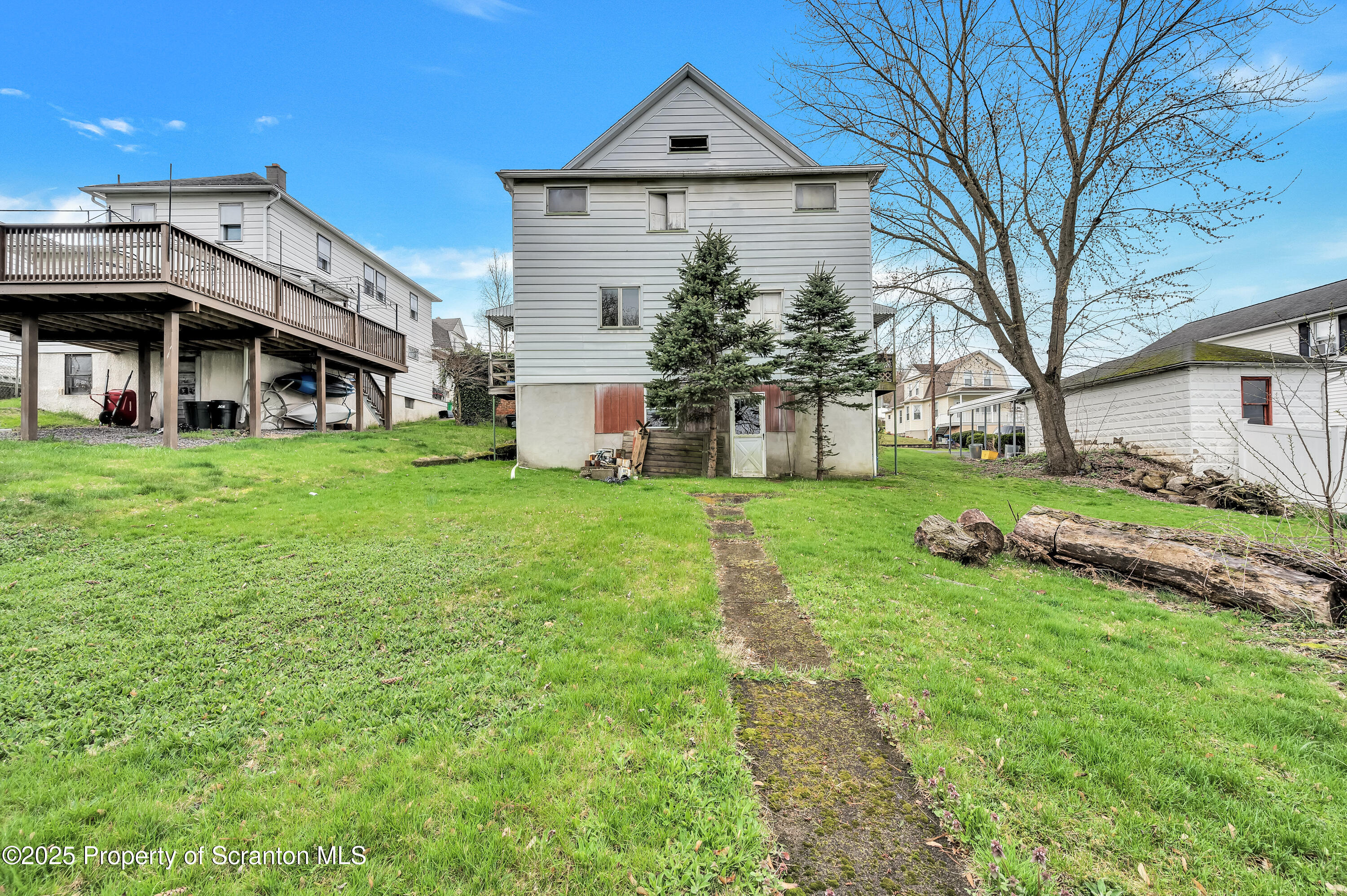 196-198 Chamberlain Street Unit: 198