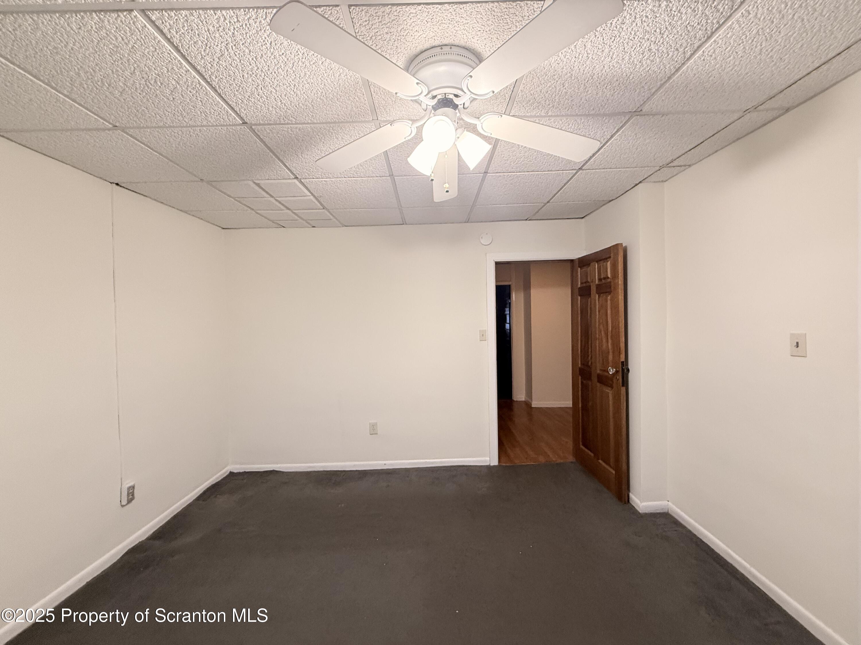 629 Clay Avenue Unit: 1st floor