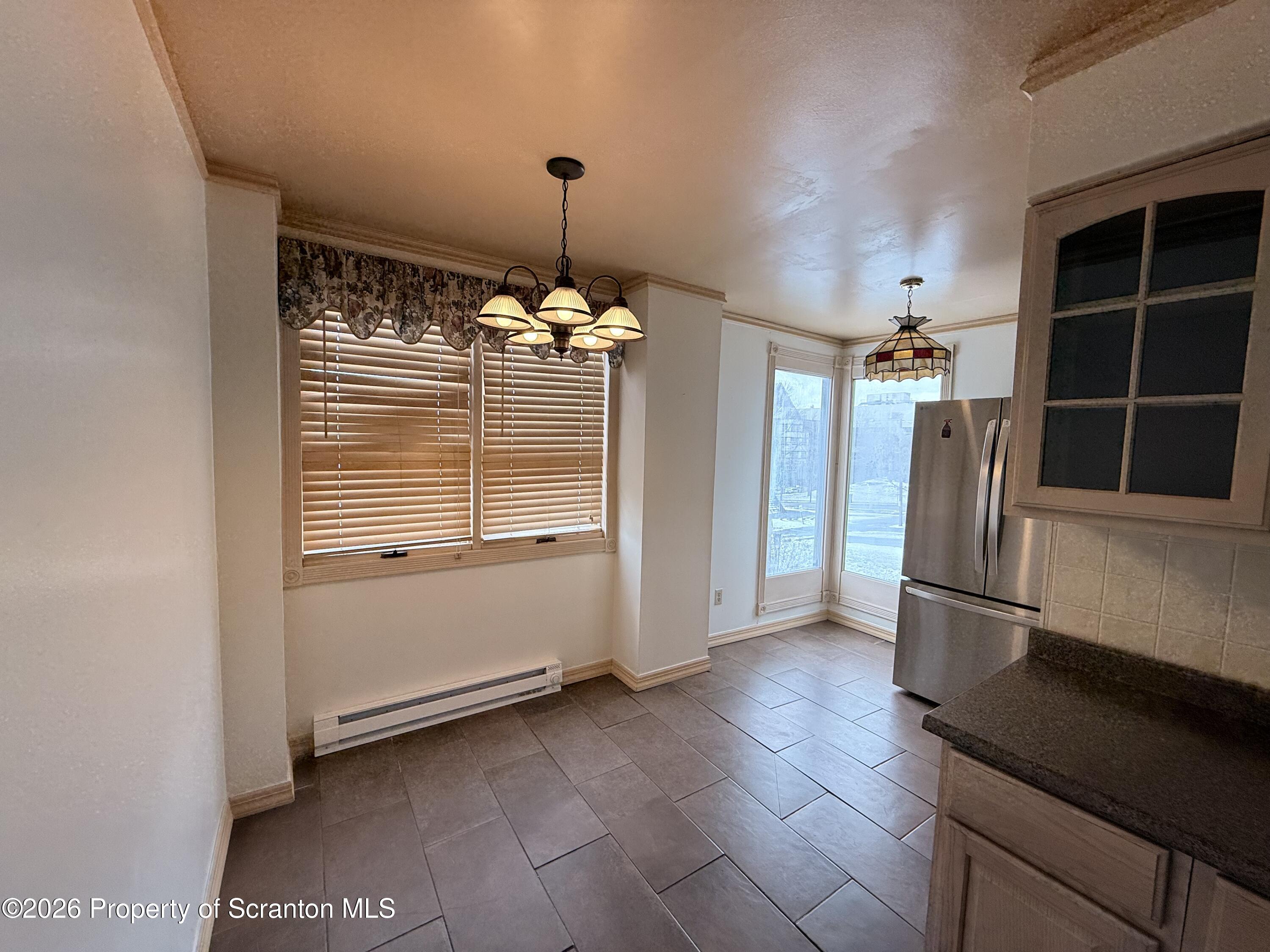 629 Clay Avenue Unit: 1st floor