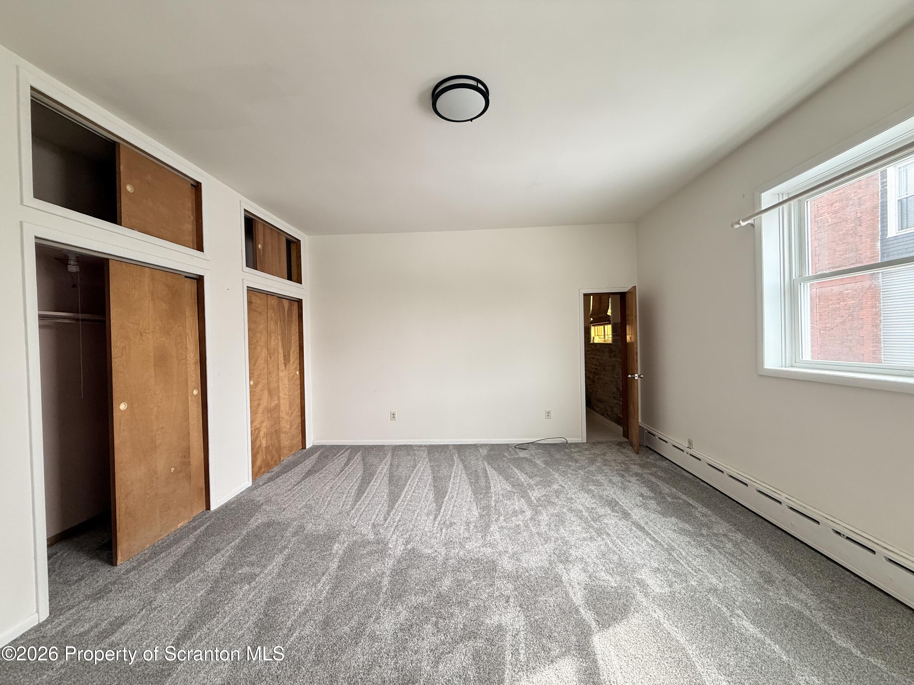 629 Clay Avenue Unit: 1st floor