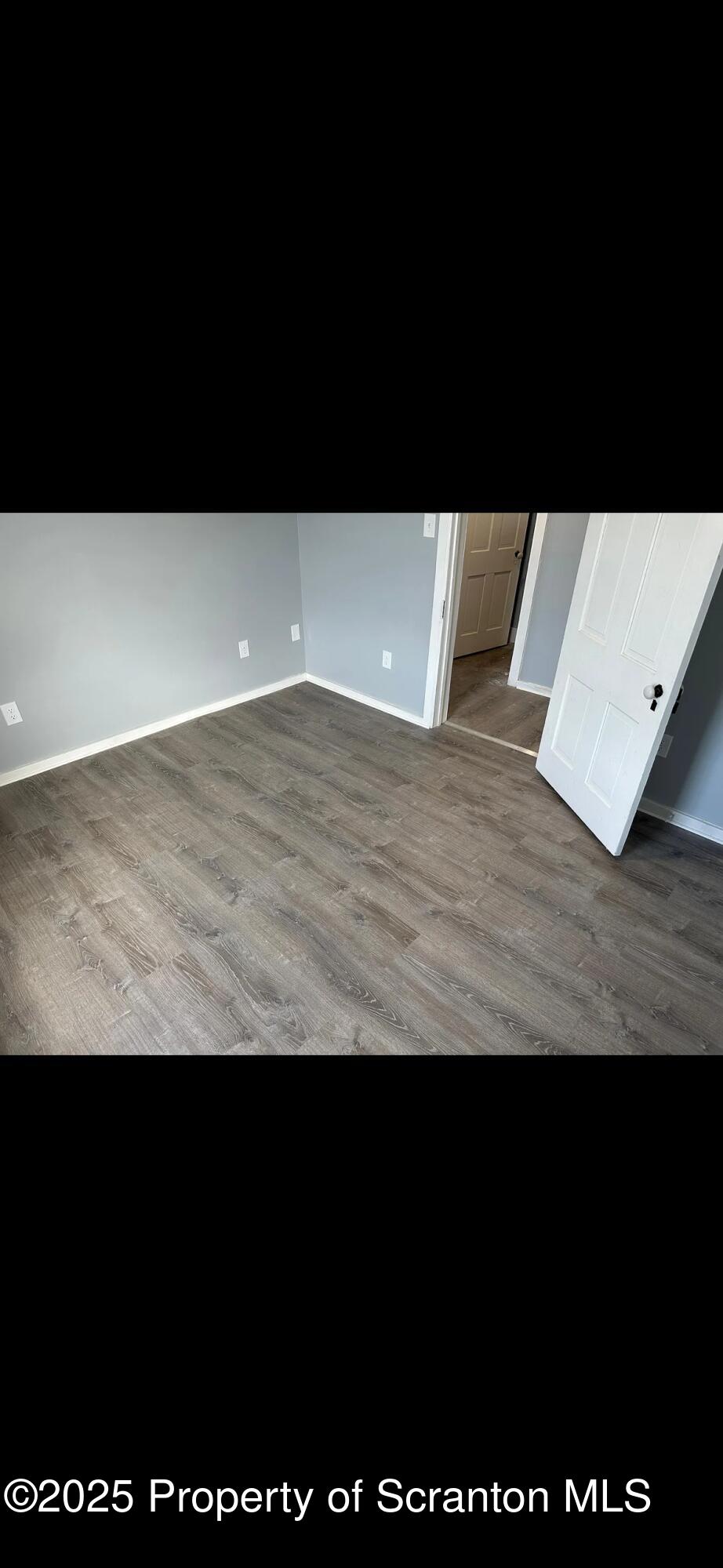 618 Gibbons Street Unit: 2