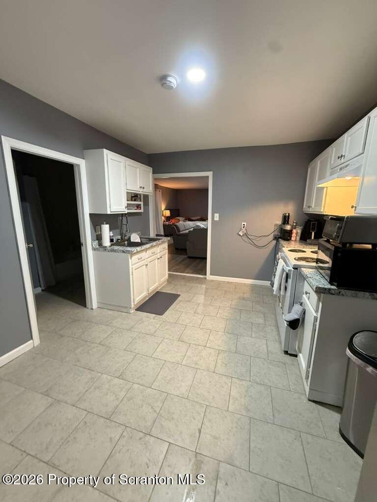 125 River Street Unit: D