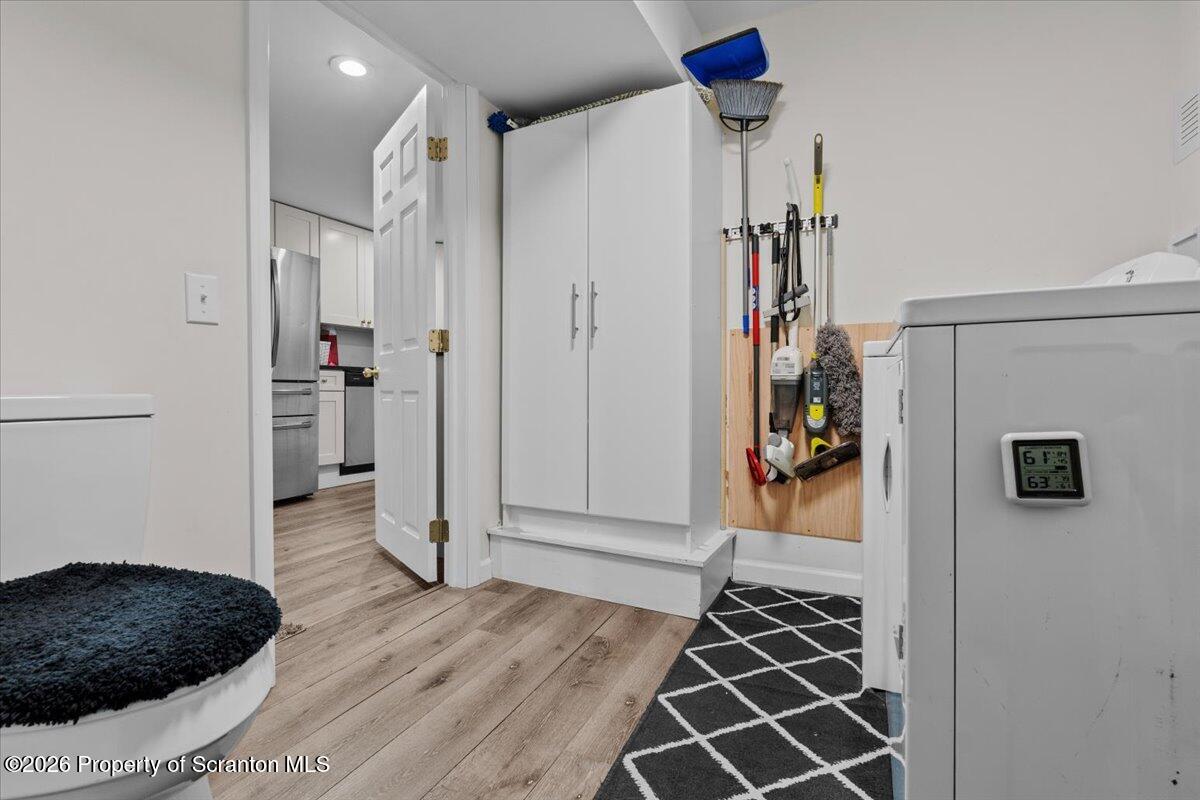 3709 Laurel Avenue Unit: REAR