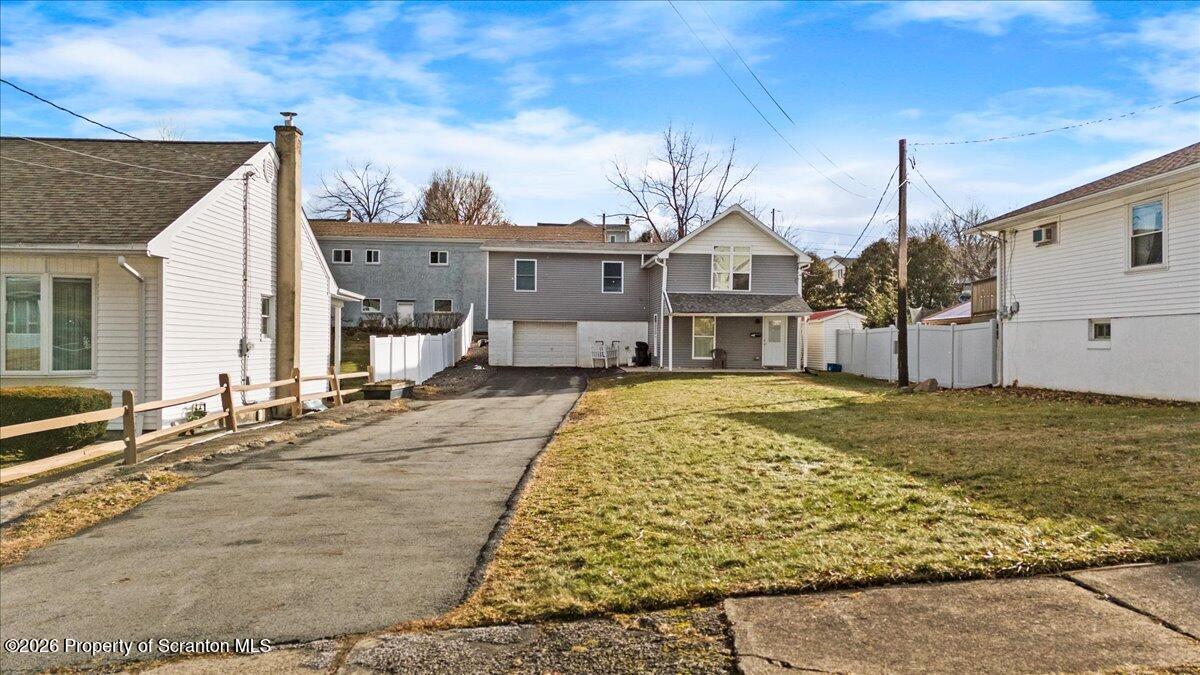 3709 Laurel Avenue Unit: REAR