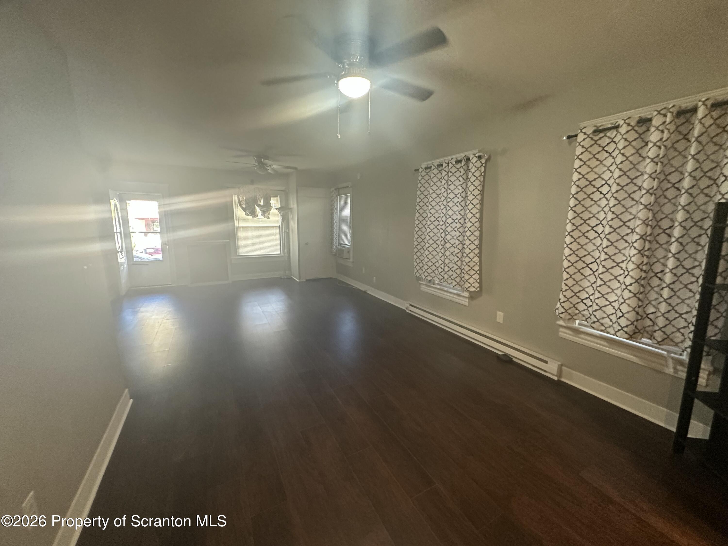 916 Grandview Street