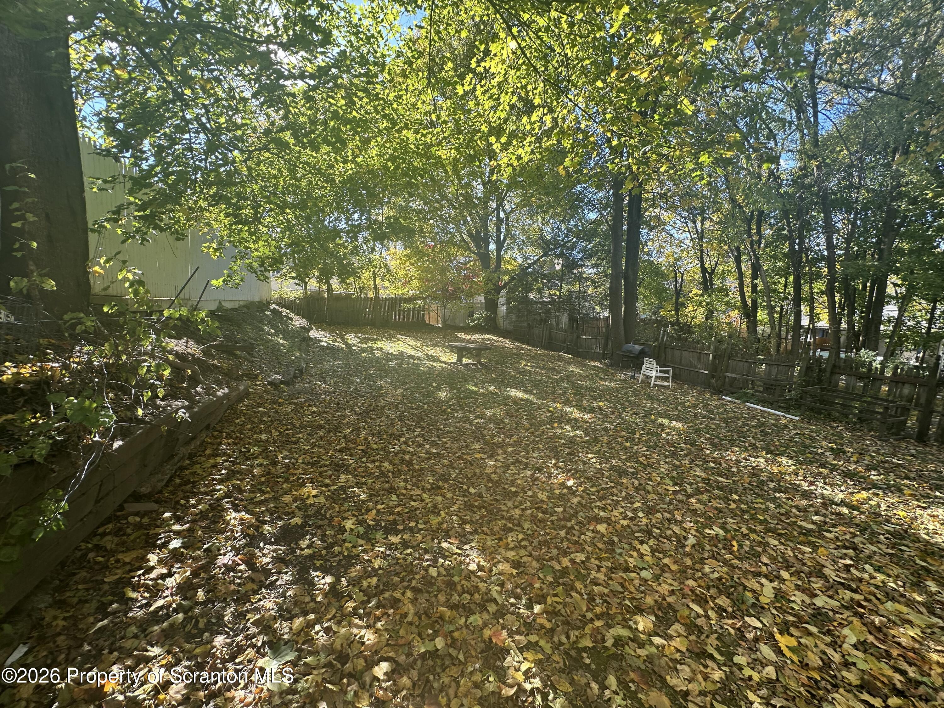 916 Grandview Street