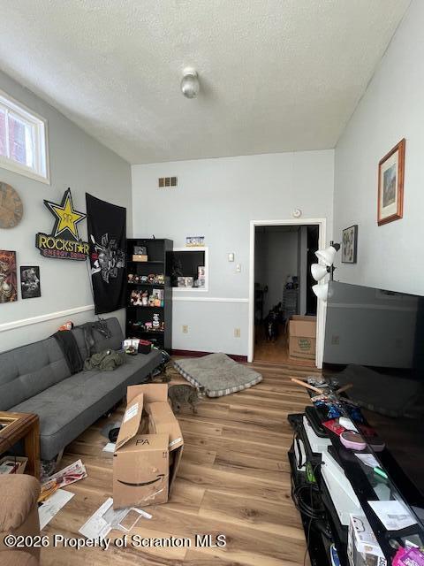 1909 Boulevard Avenue