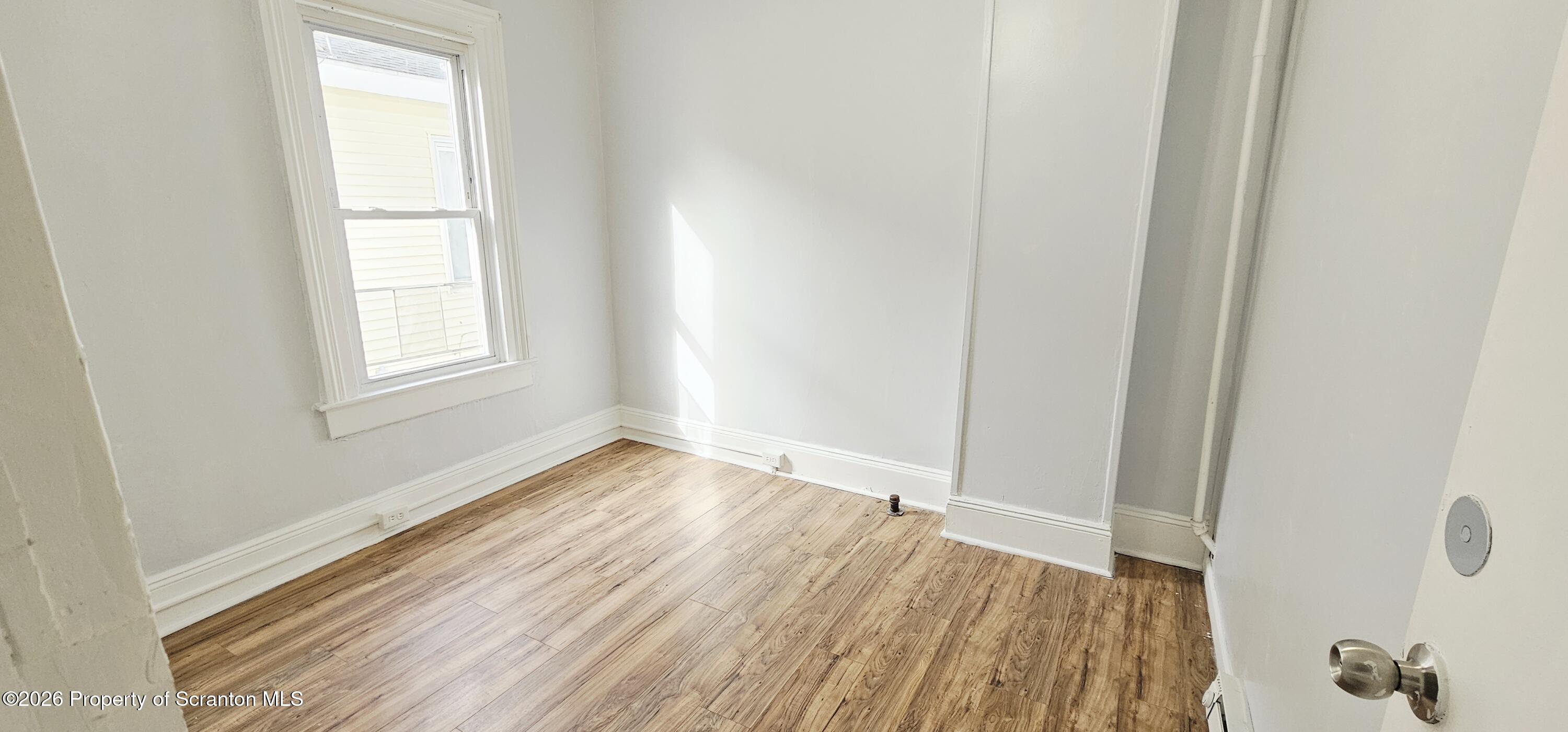 1319 Washburn Street Unit: 1st floor