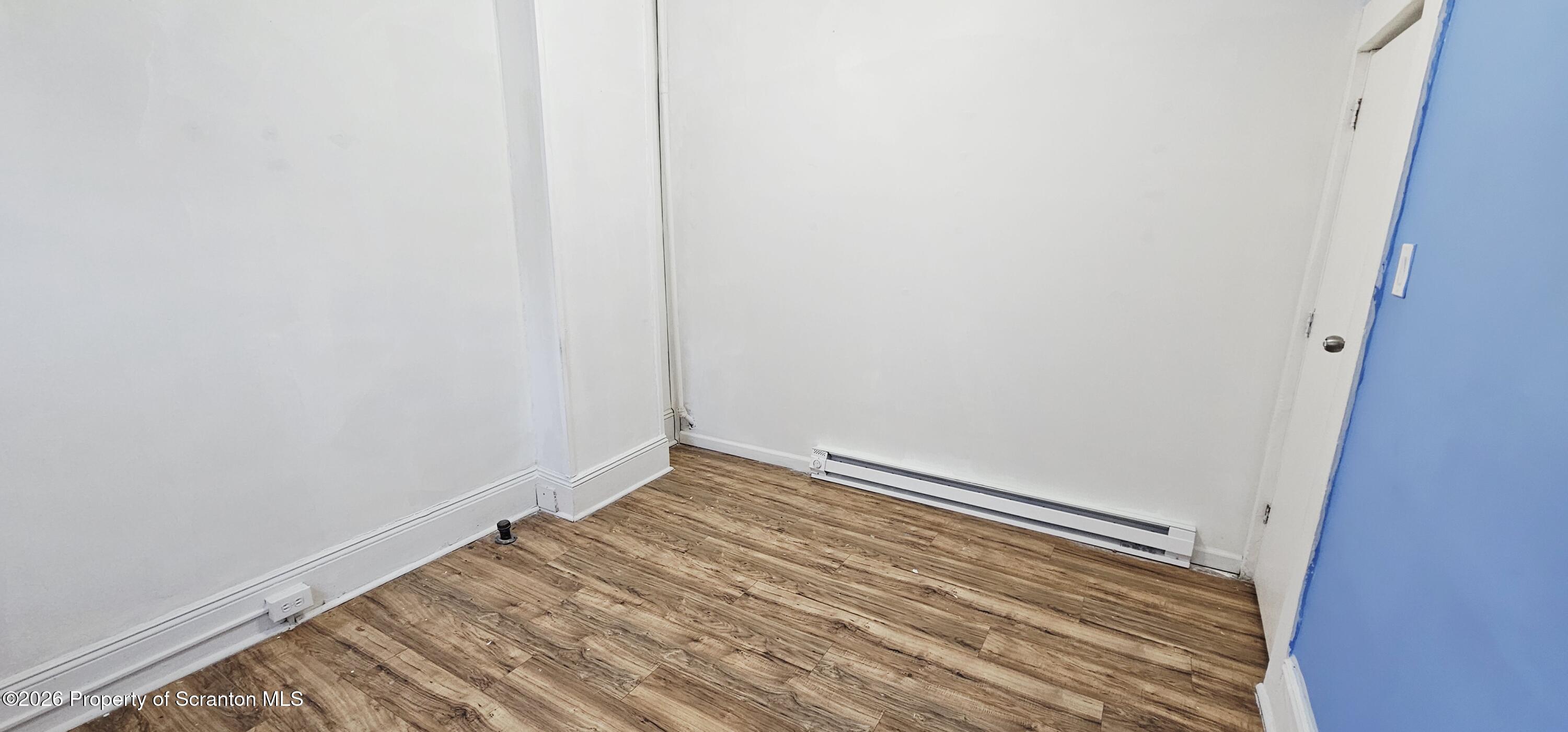 1319 Washburn Street Unit: 1st floor