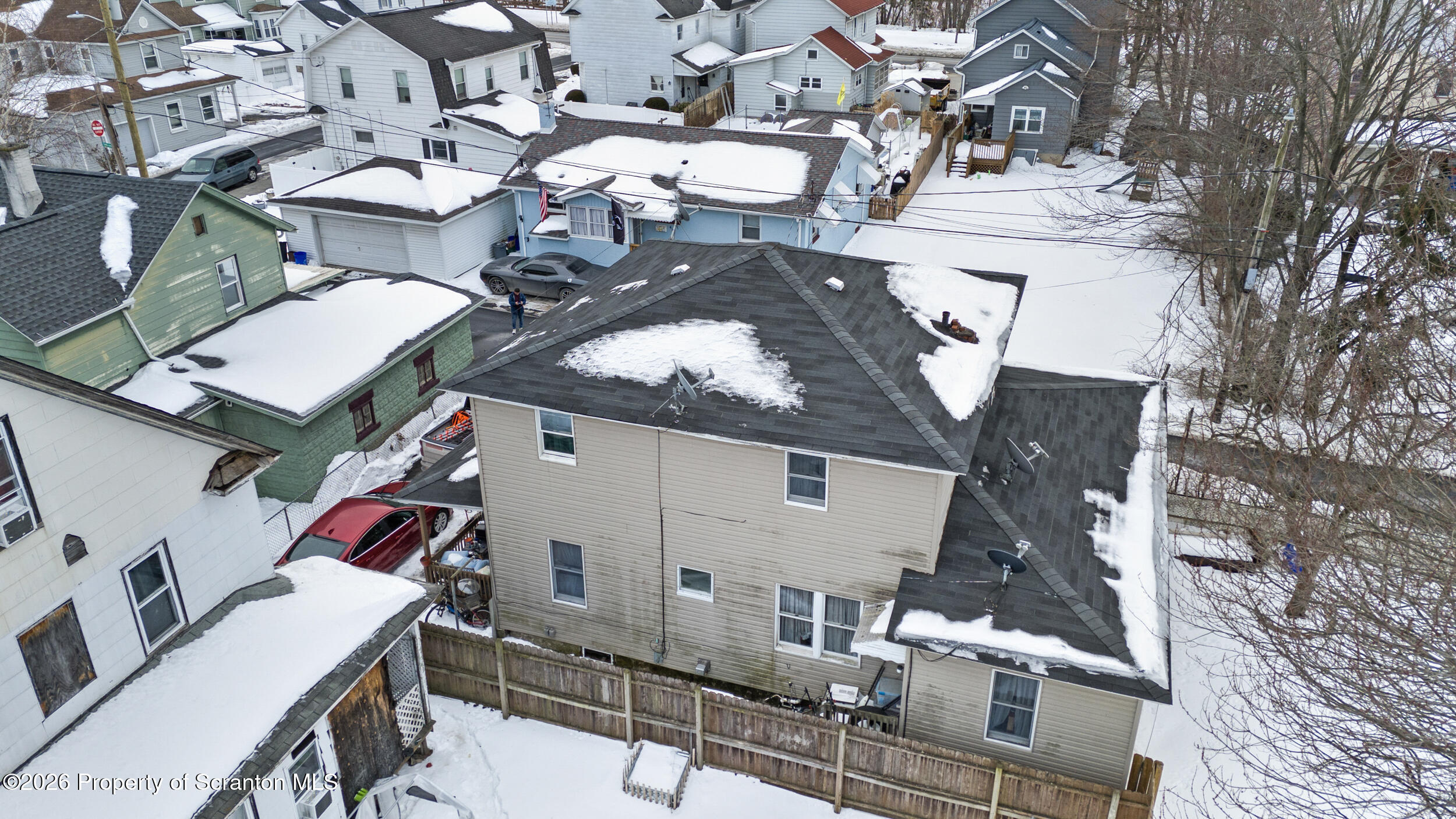 411 413 Traviss Alley