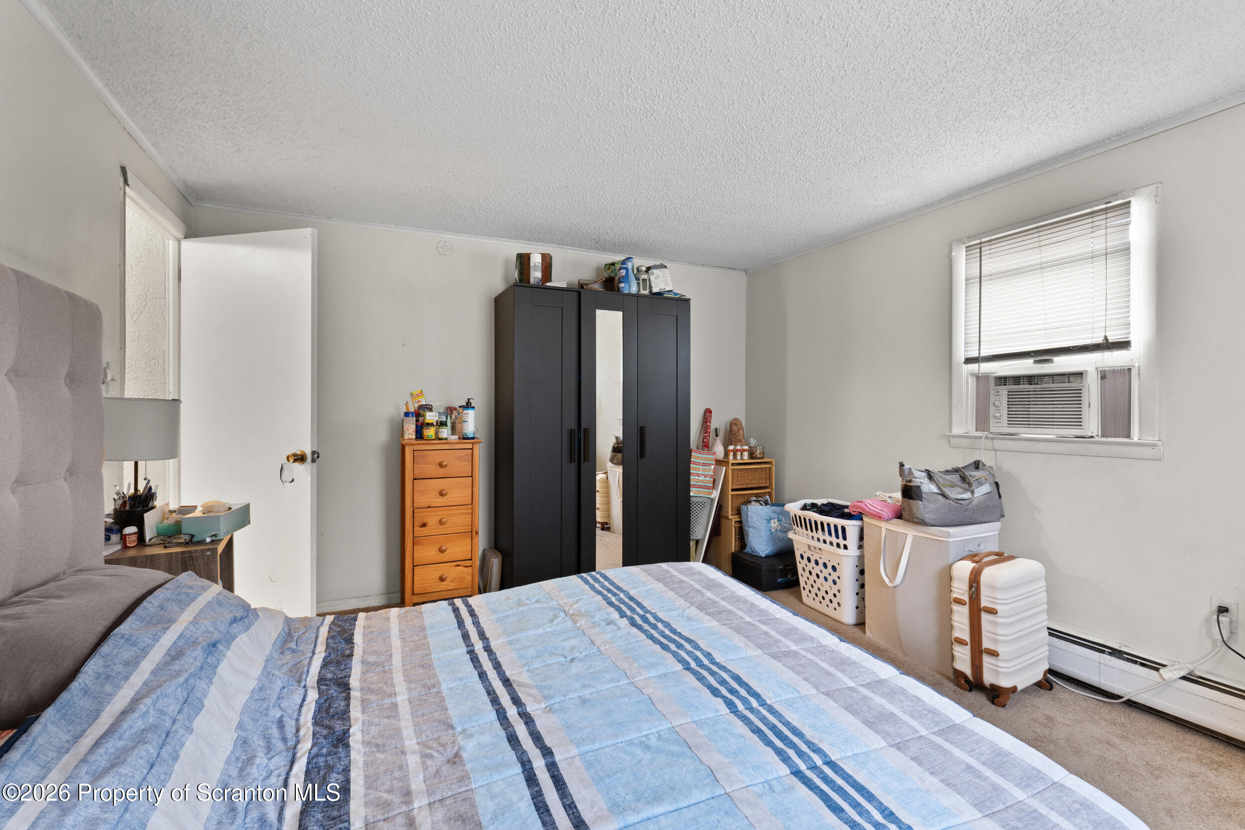 411 413 Traviss Alley