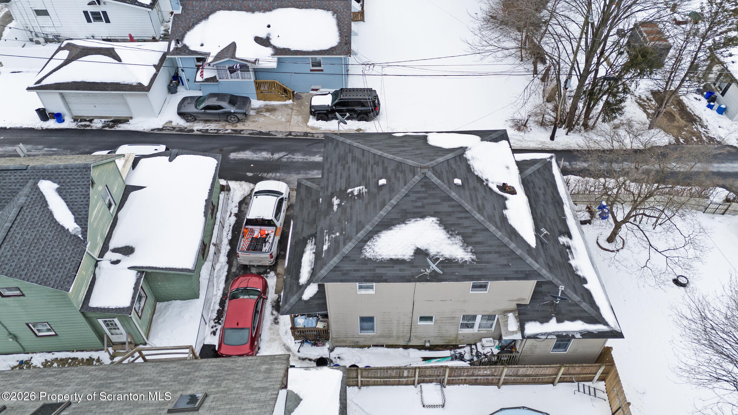 411 413 Traviss Alley