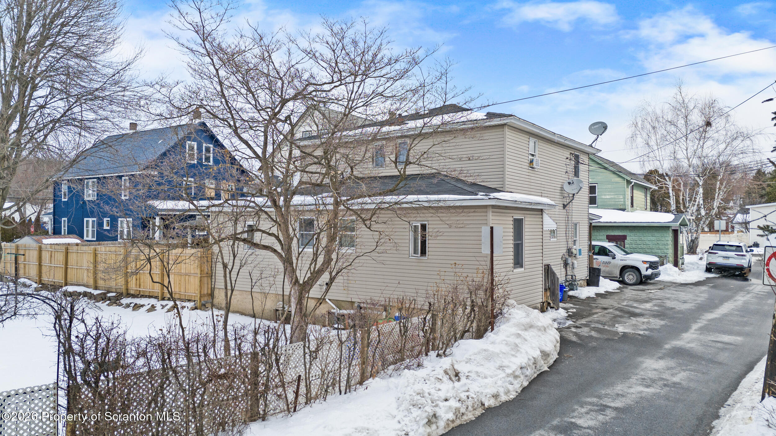 411 413 Traviss Alley