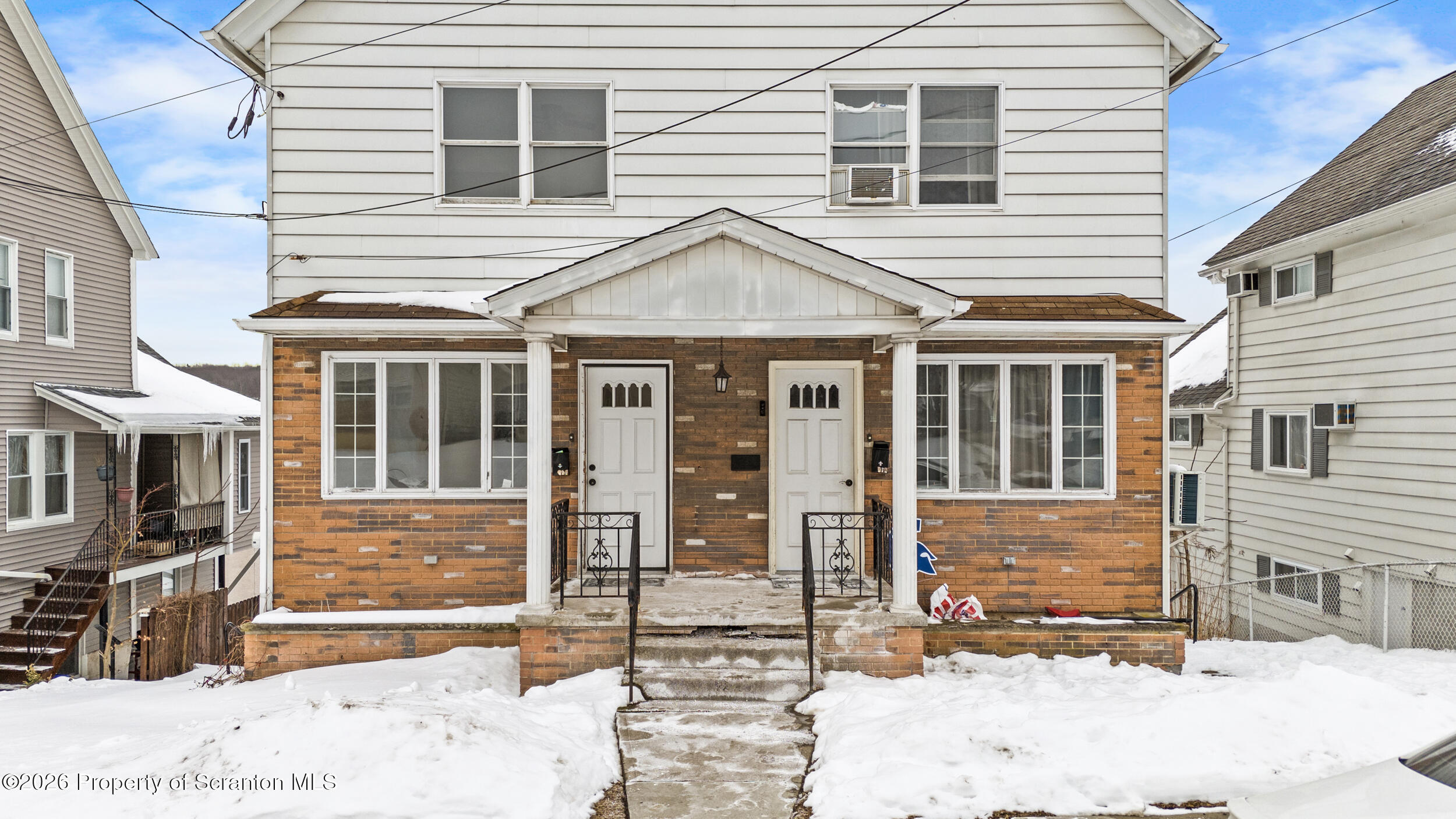 712 714 Carmalt Street